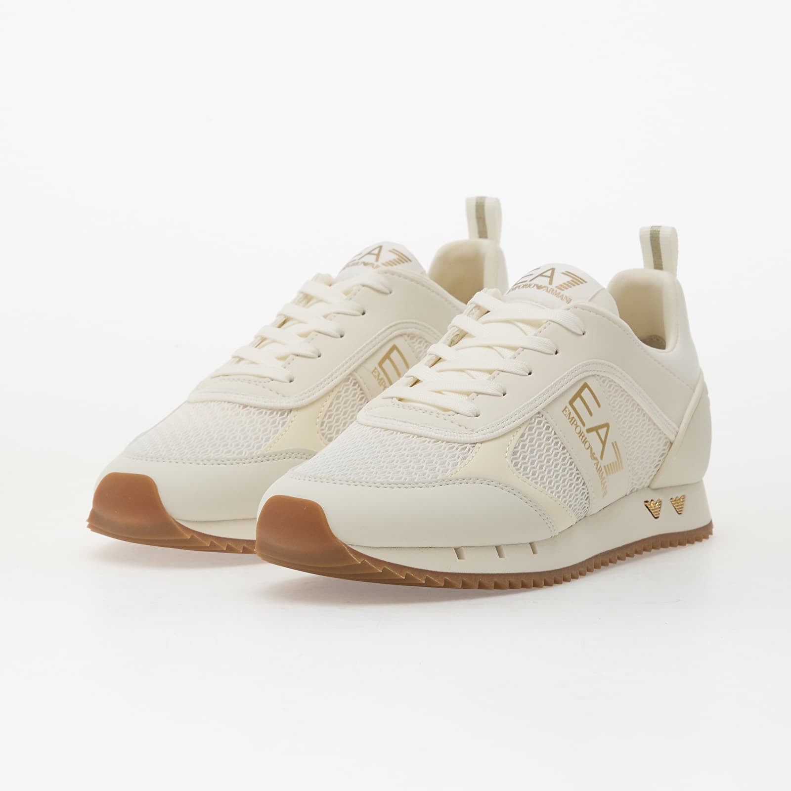Sneakers och skor för kvinnor EA7 Emporio Armani Sneaker Blac Triple Off White/ Gold Logo/ Hon