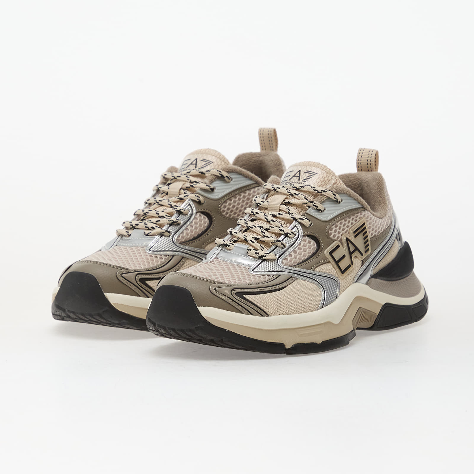 Sneakers och skor för kvinnor EA7 Emporio Armani Sneaker Predator Fog/ Roasted Cashew/ Black/ Silve