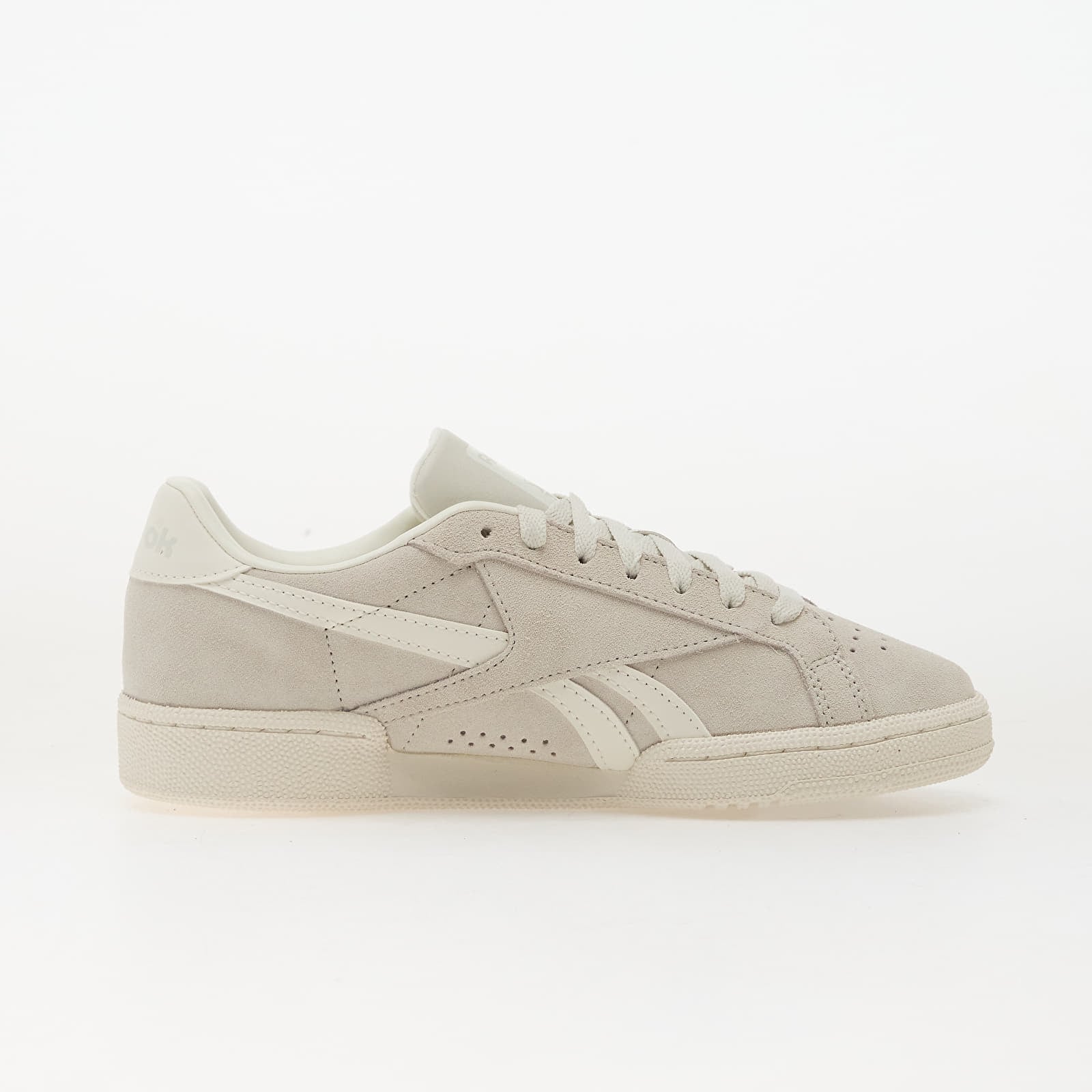 Miesten lenkkarit ja kengät Reebok Club C Grounds Uk Soft Grey/ Chalk/ Chalk