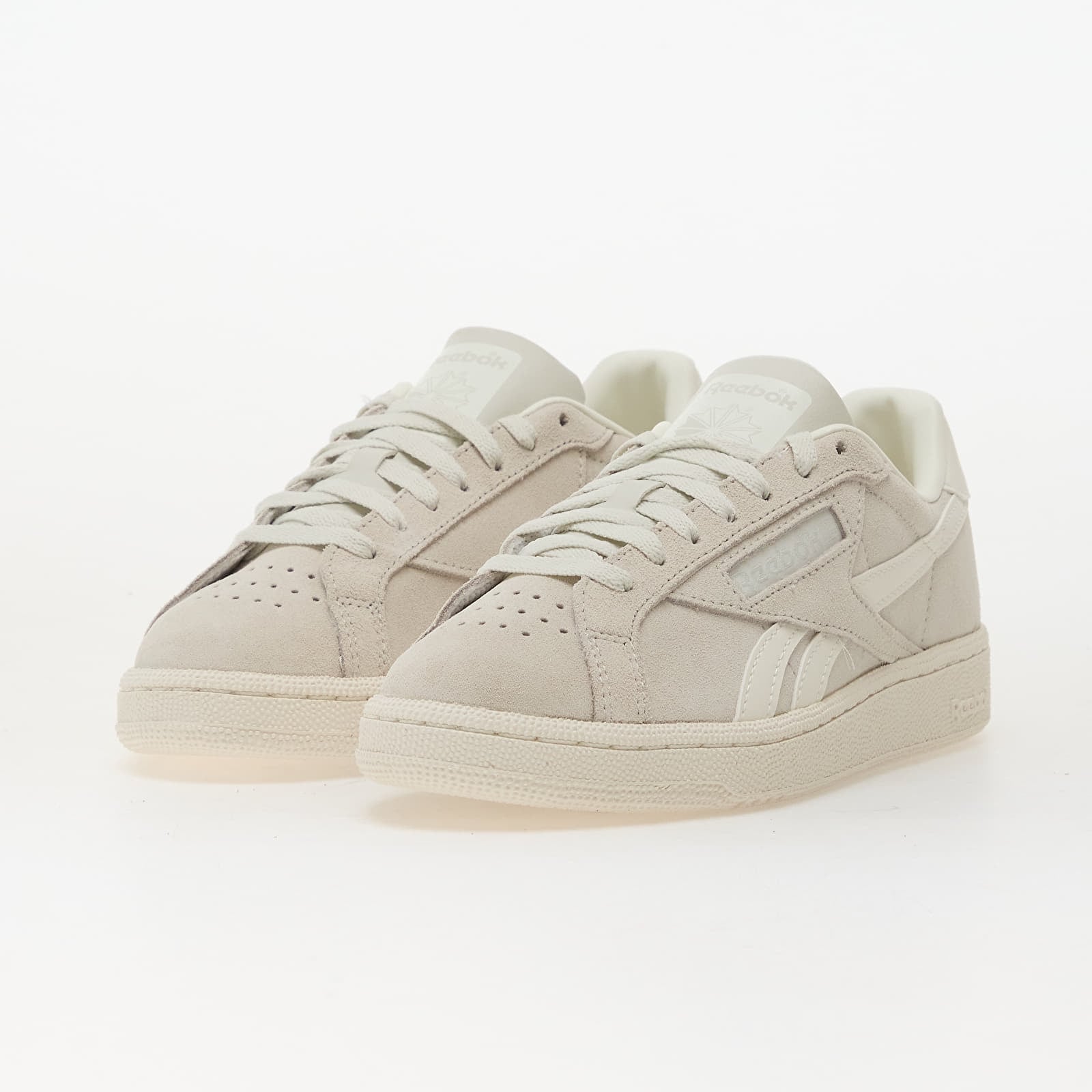 Miesten lenkkarit ja kengät Reebok Club C Grounds Uk Soft Grey/ Chalk/ Chalk