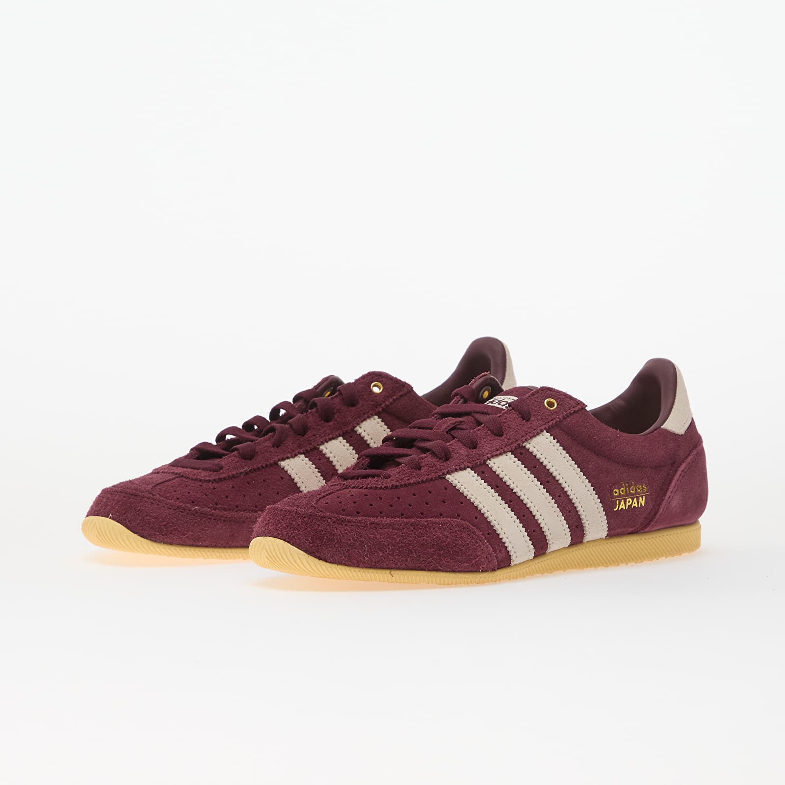 Sneakers och skor för kvinnor adidas Japan W Maroon/ Crew White/ Gold Metallic
