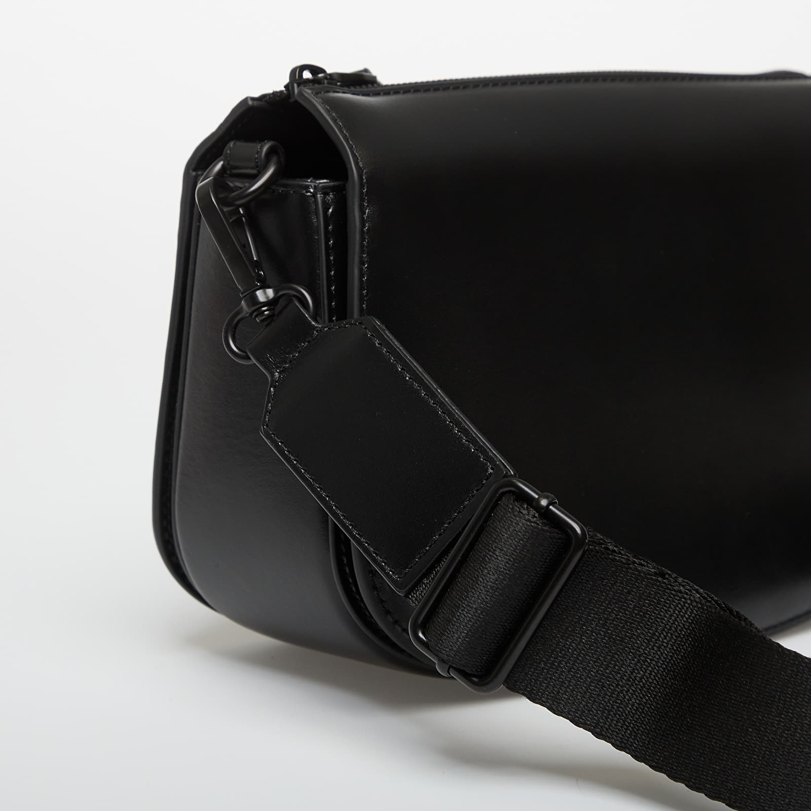 Women's handbags Diesel 1Dr 2.0 Camera Bag Cross Bodybag Black