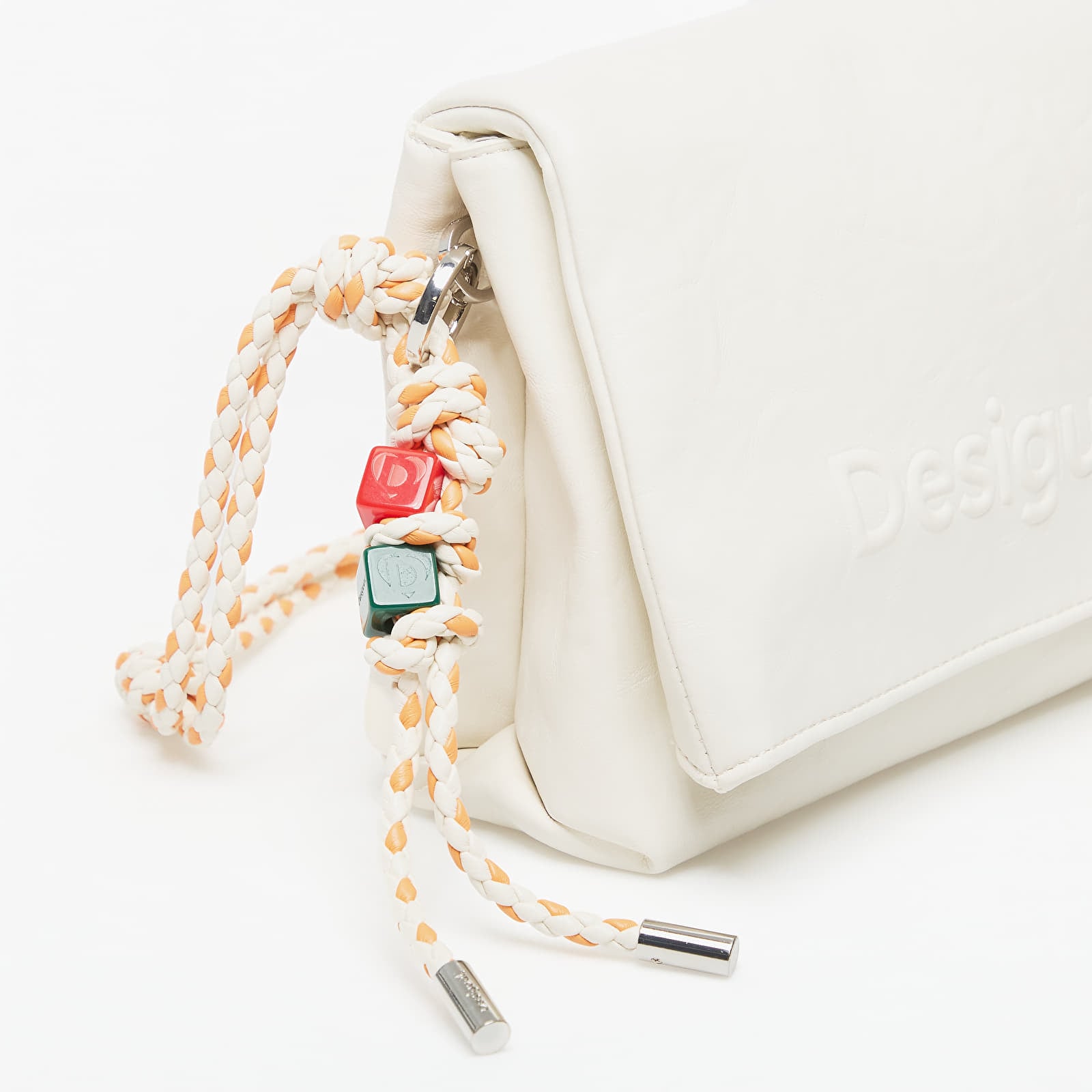 Handväskor Desigual Bag Half Logo Venecia 4.0 Ecru Bags White