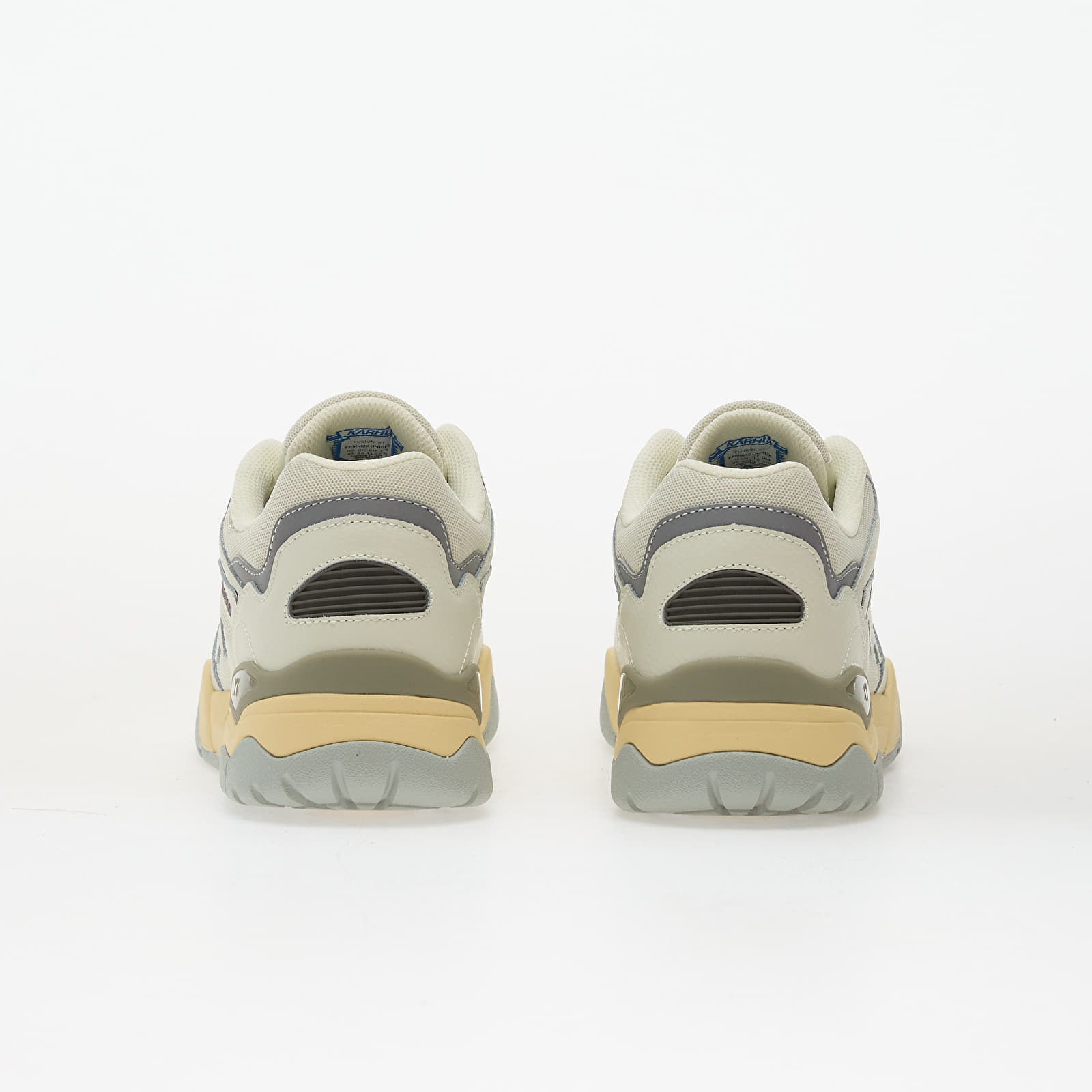 Sneakers och skor för män Karhu Fusion XT Icicle/ Dark Gull Gray