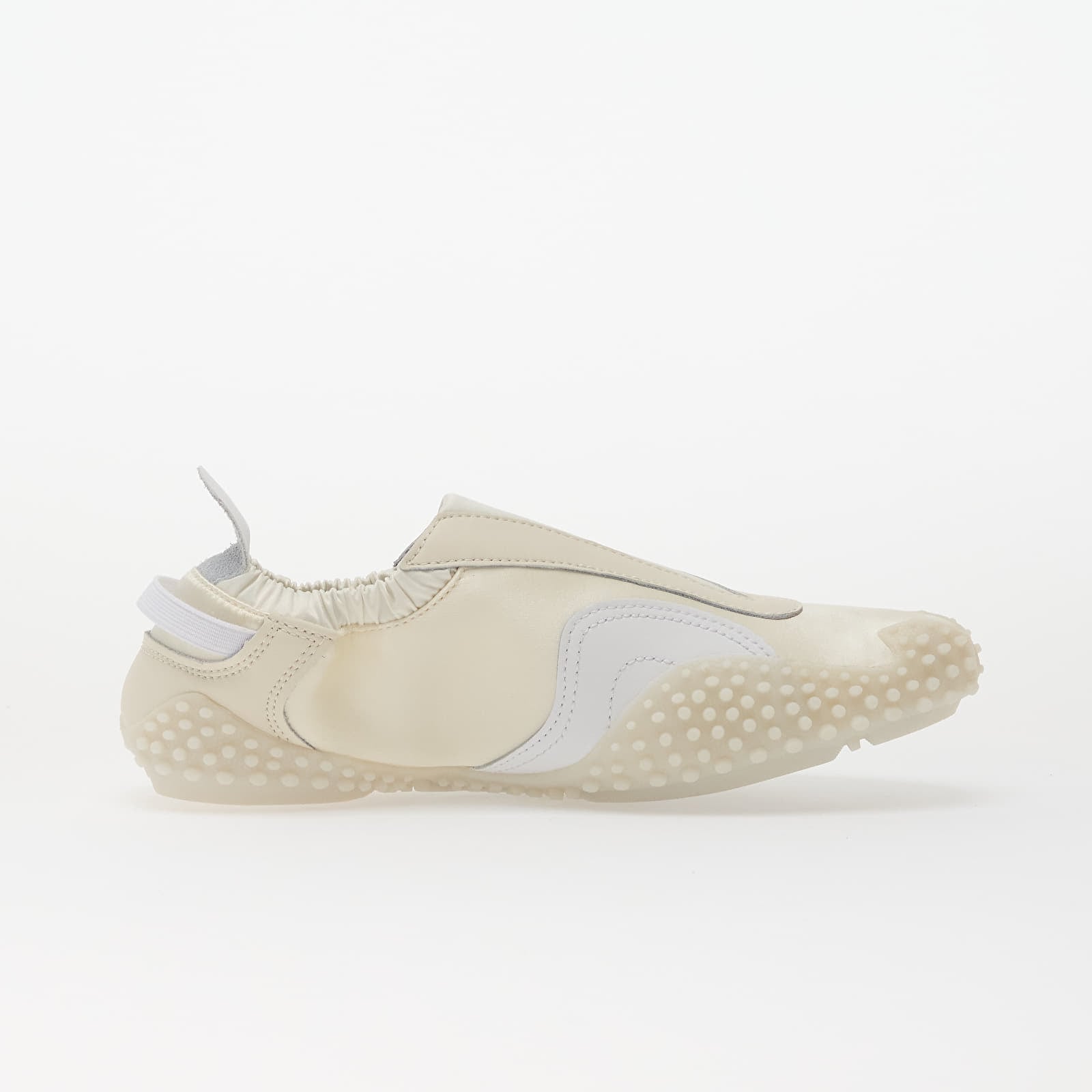 Sneakers och skor för kvinnor Puma Mostro Move Venus Wns Warm White/ Puma White