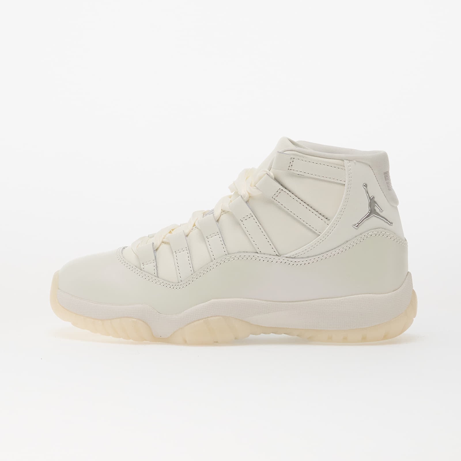 Sneakers Air Jordan 11 Retro "Pearl" Sail/ Pearl Grey-White-Metallic Silver EUR 7.5