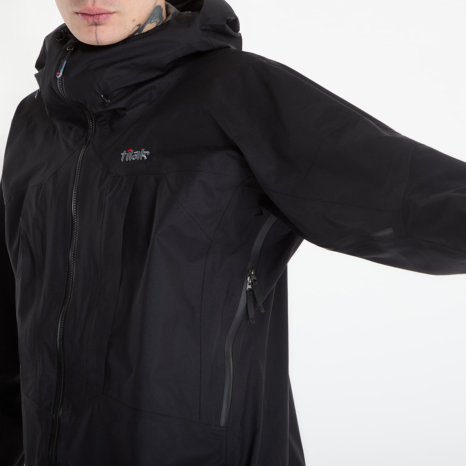 Vindjakker til mænd Tilak Stinger Paclite 25 Caviar Black