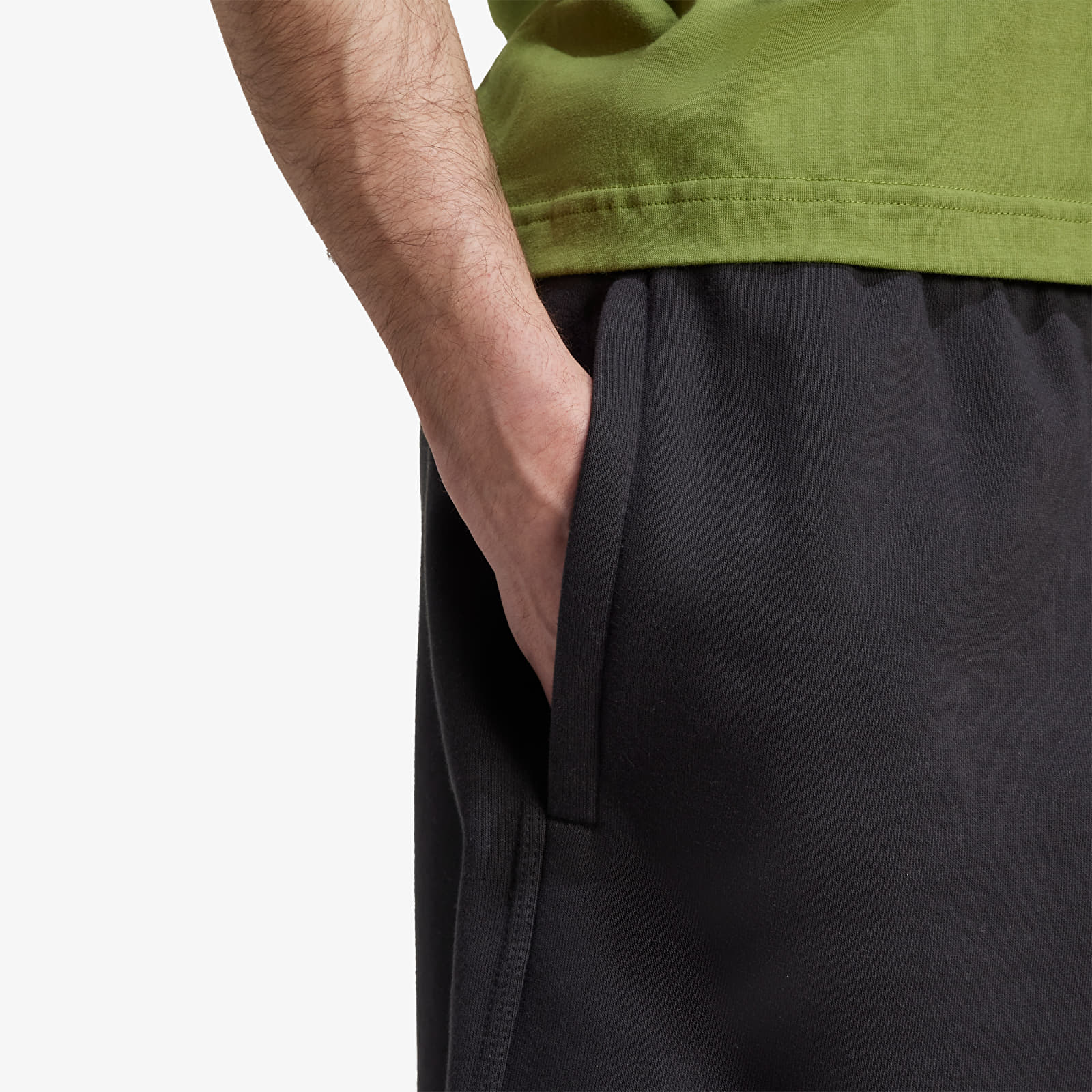 Pánske šortky adidas Trefoil Essentials Shorts 12 Inch Black