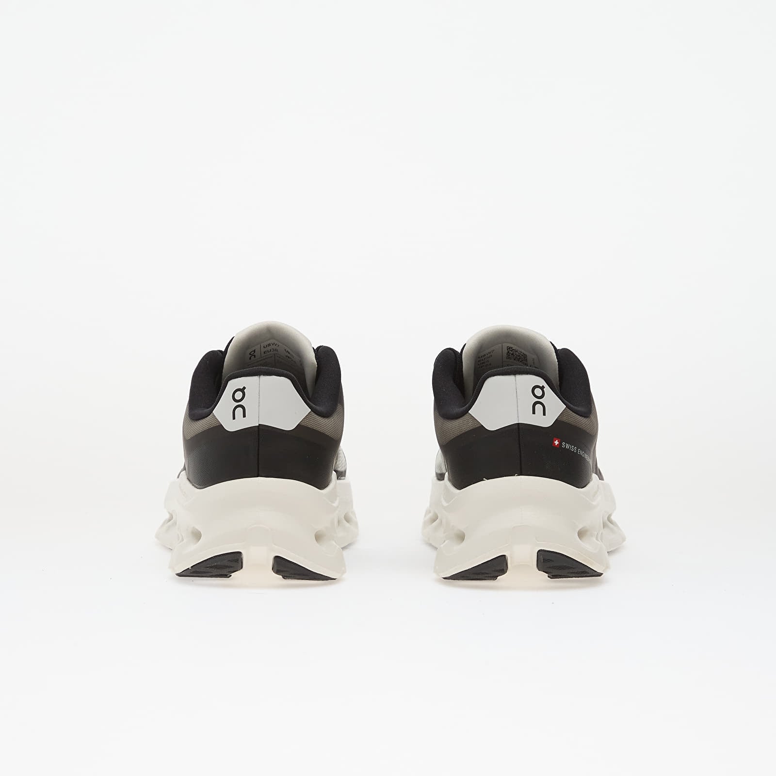 Women's sneakers and shoes On W Cloudtilt Remix Black/ Ivory
