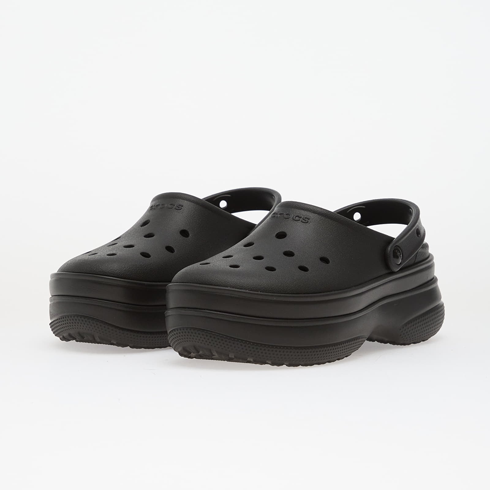 Vyriški sportbačiai ir batai Crocs Classic Stacked Clog Black/Black