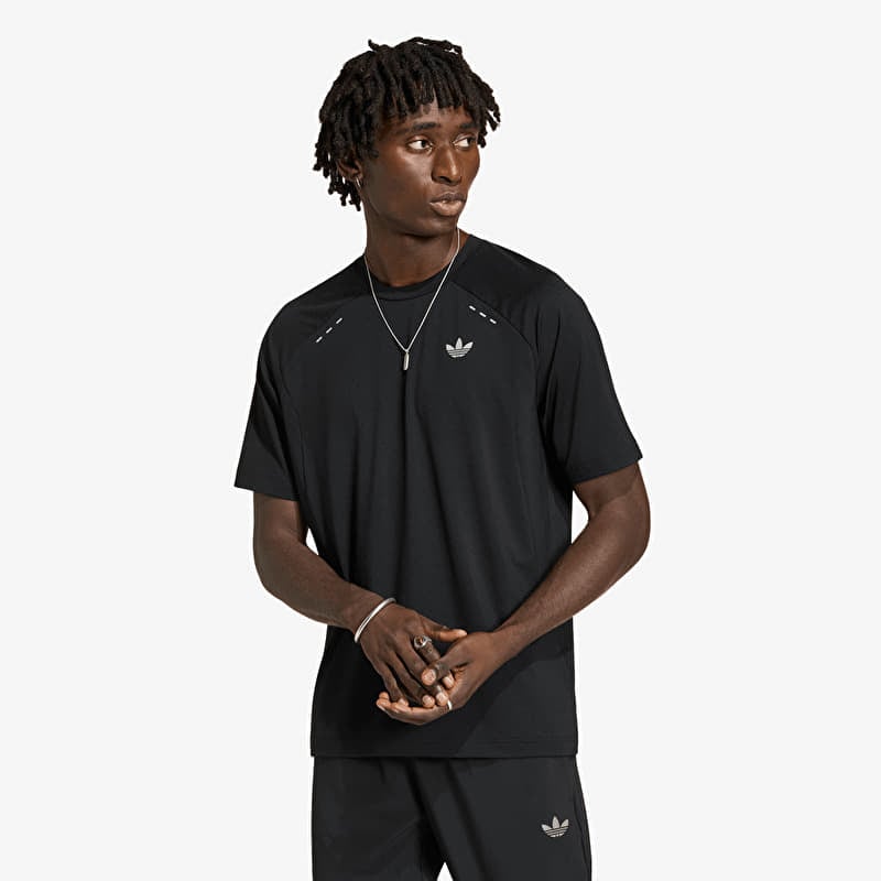 T-shirt adidas Tech Trefoil Essentials Polyester T-Shirt Black