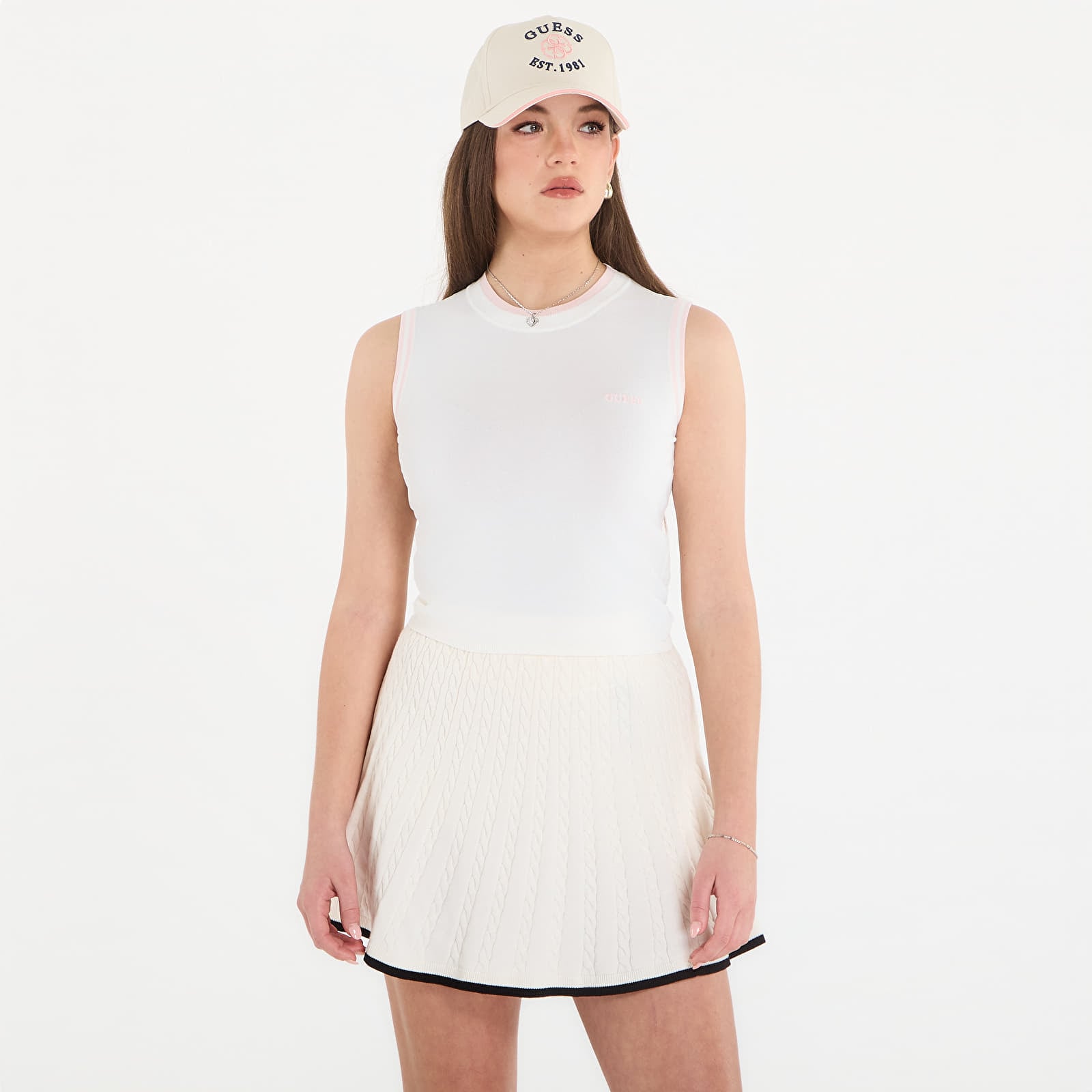 Toppar GUESS Gabry Sleeveless Sweater Top Neige White