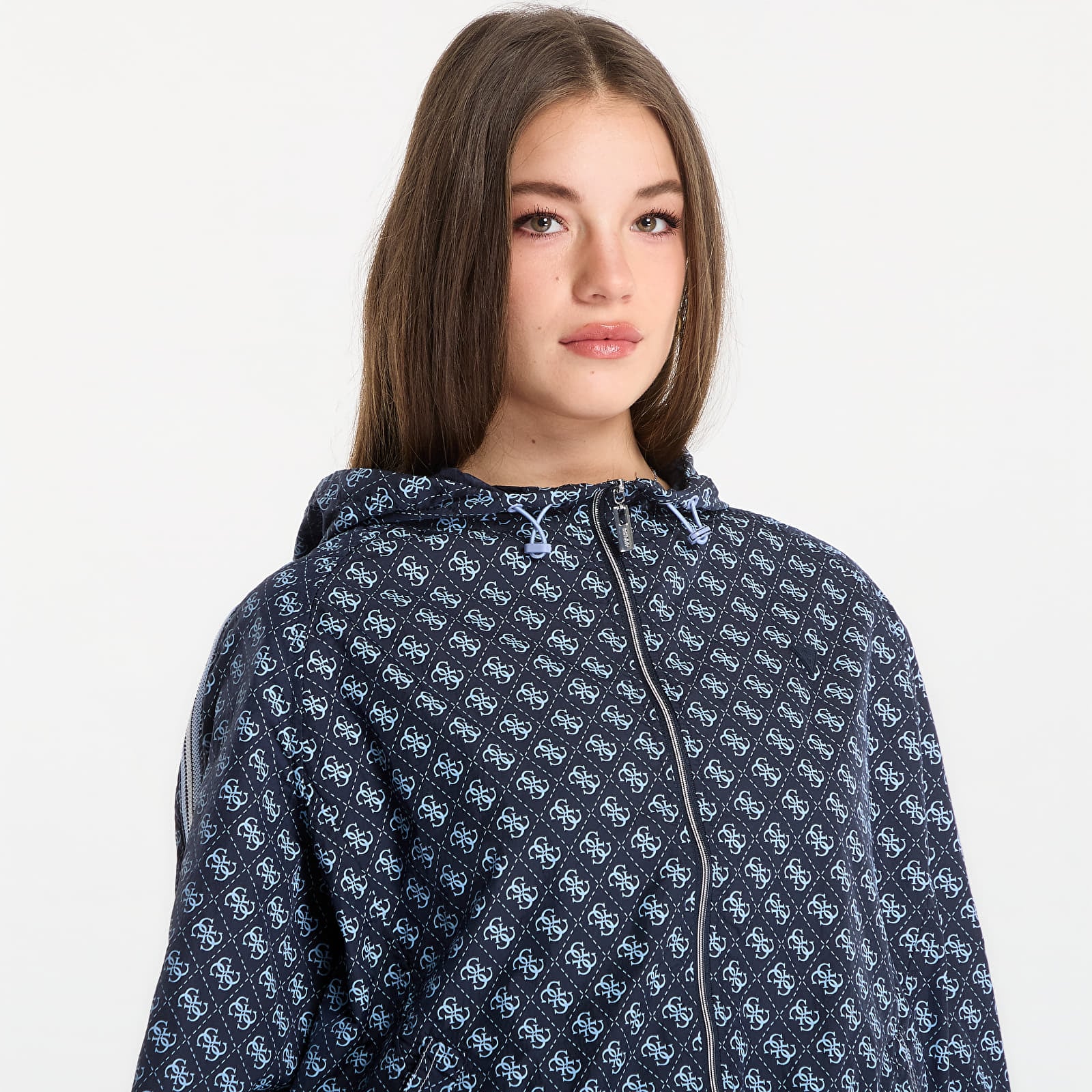 Giacche da donna GUESS Nikla 4G Full Zip Hooded Jacke Nylon Ocean Aop