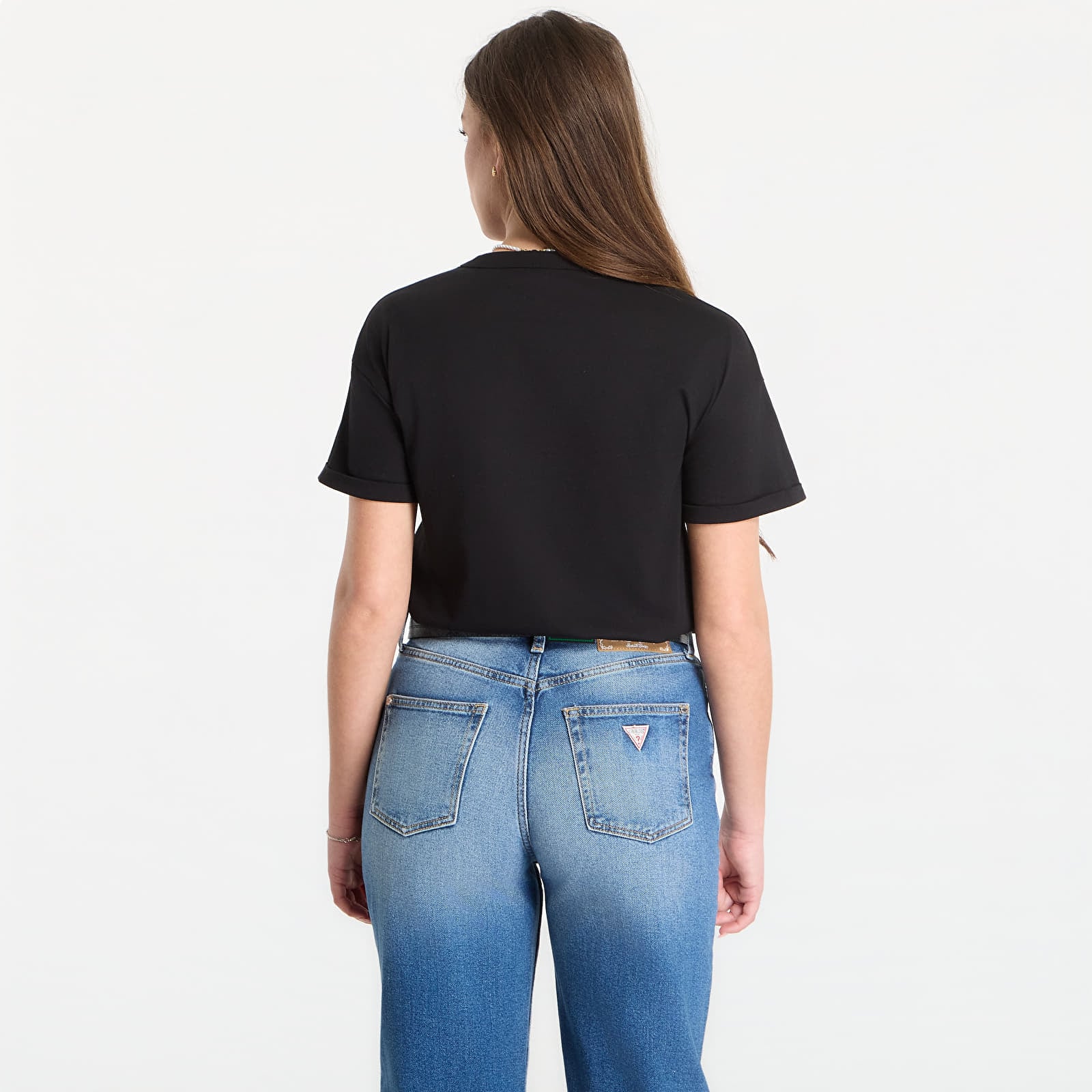 Dámske tričká Guess Jeans Ss Cn Pocket G Logo Tee Jet Black