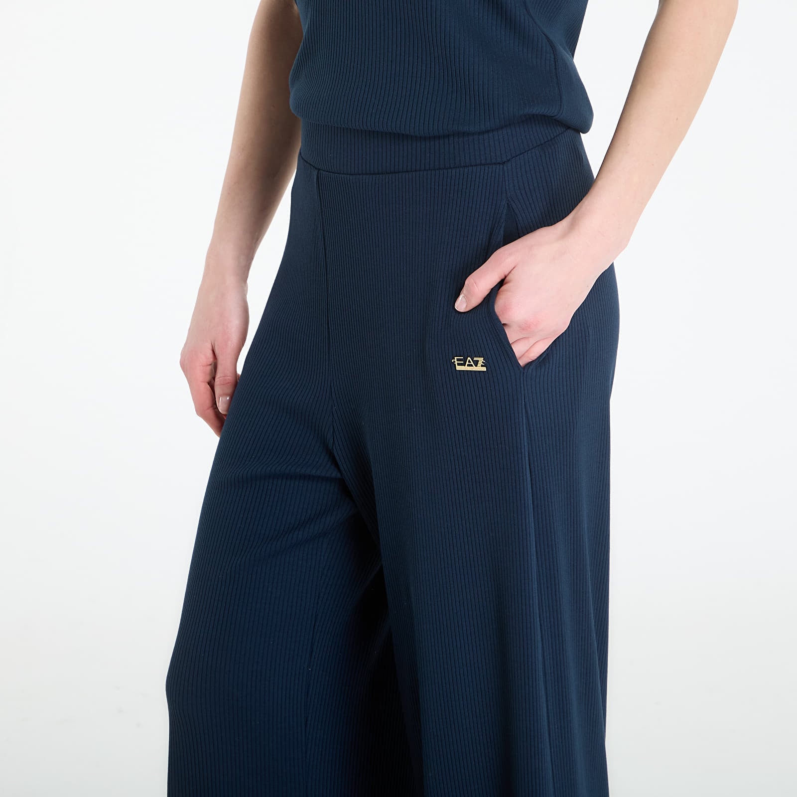 Nohavice EA7 Emporio Armani Train Costa Trouser Armani Blue