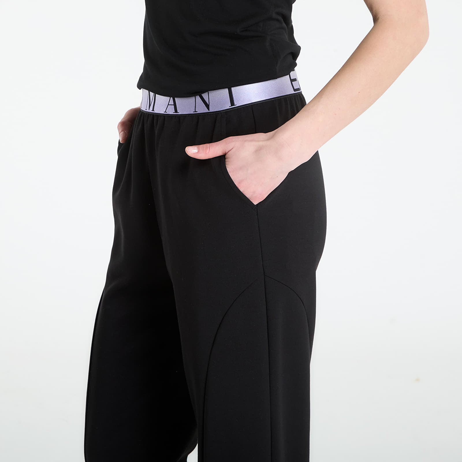 Byxor EA7 Emporio Armani Natural Vent Trouser Black