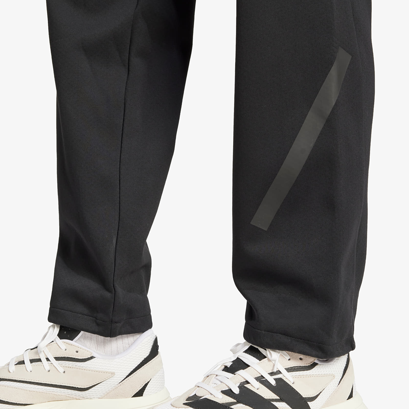 Miesten housut adidas Z.N.E. Open-Hem Joggers Black
