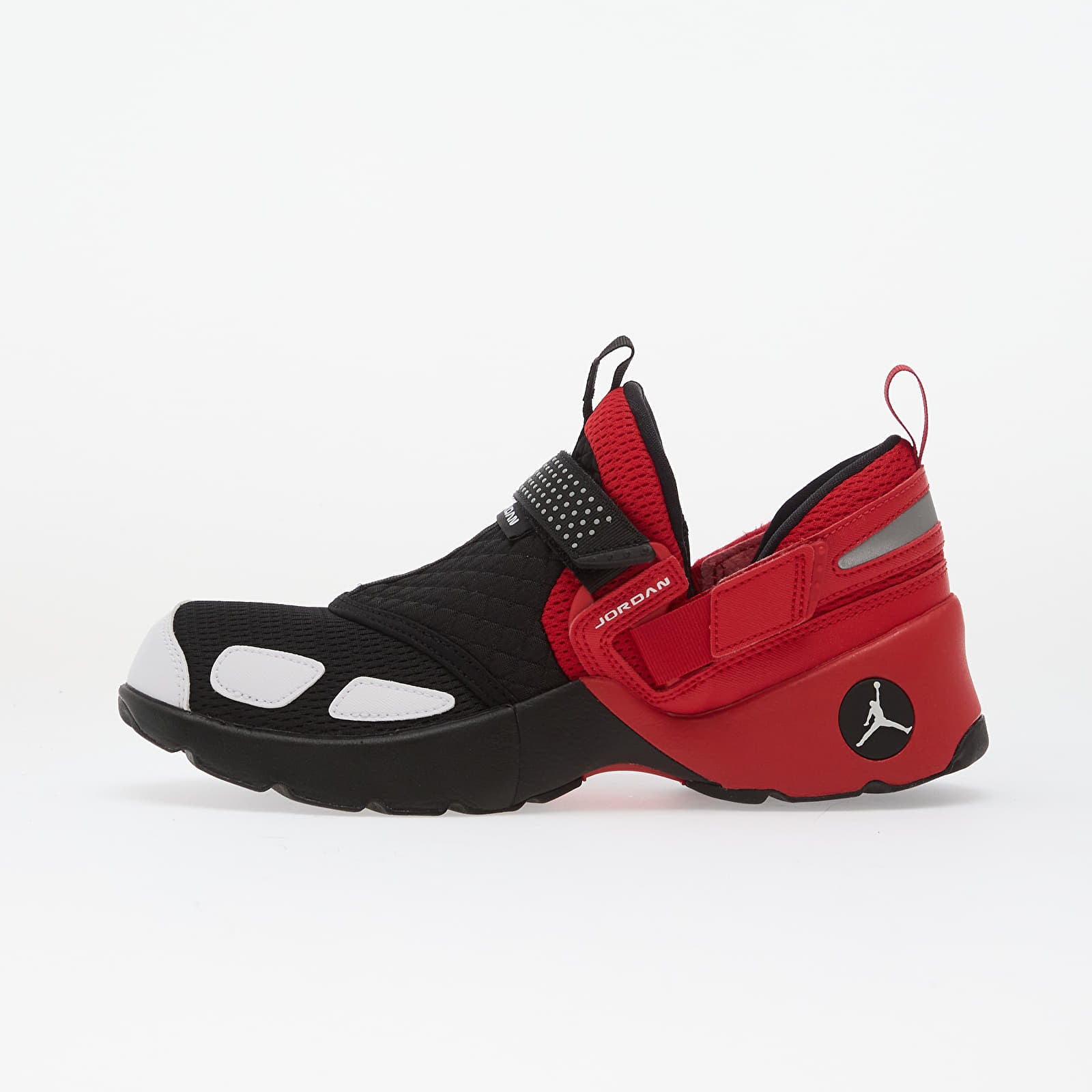 Women's sneakers and shoes Jordan Trunner Lx Black/ Sail-University Red