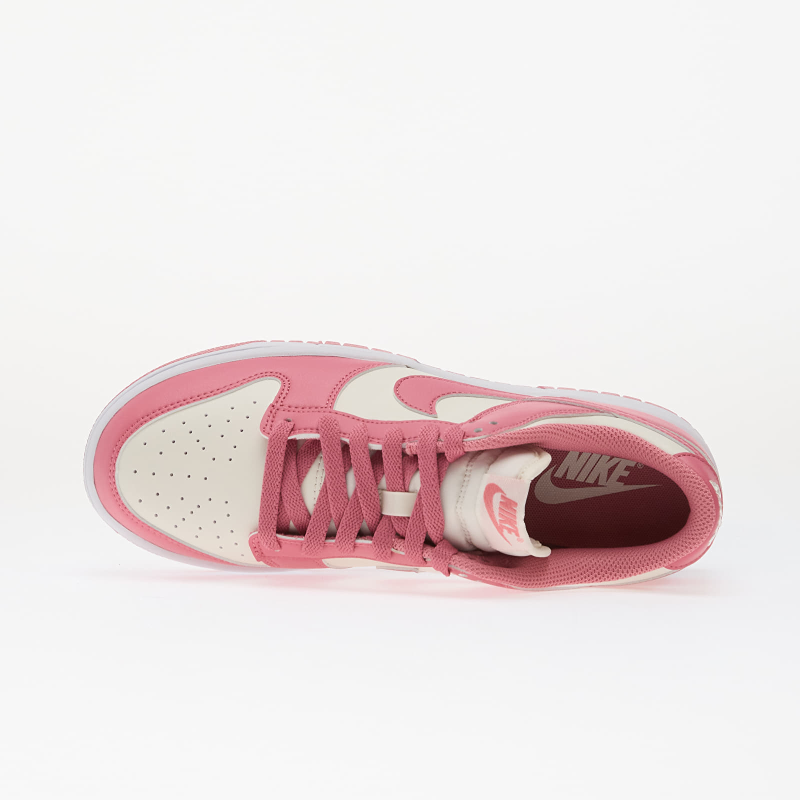Sneakers og sko til kvinder Nike Dunk Low Sail/ Peony-White