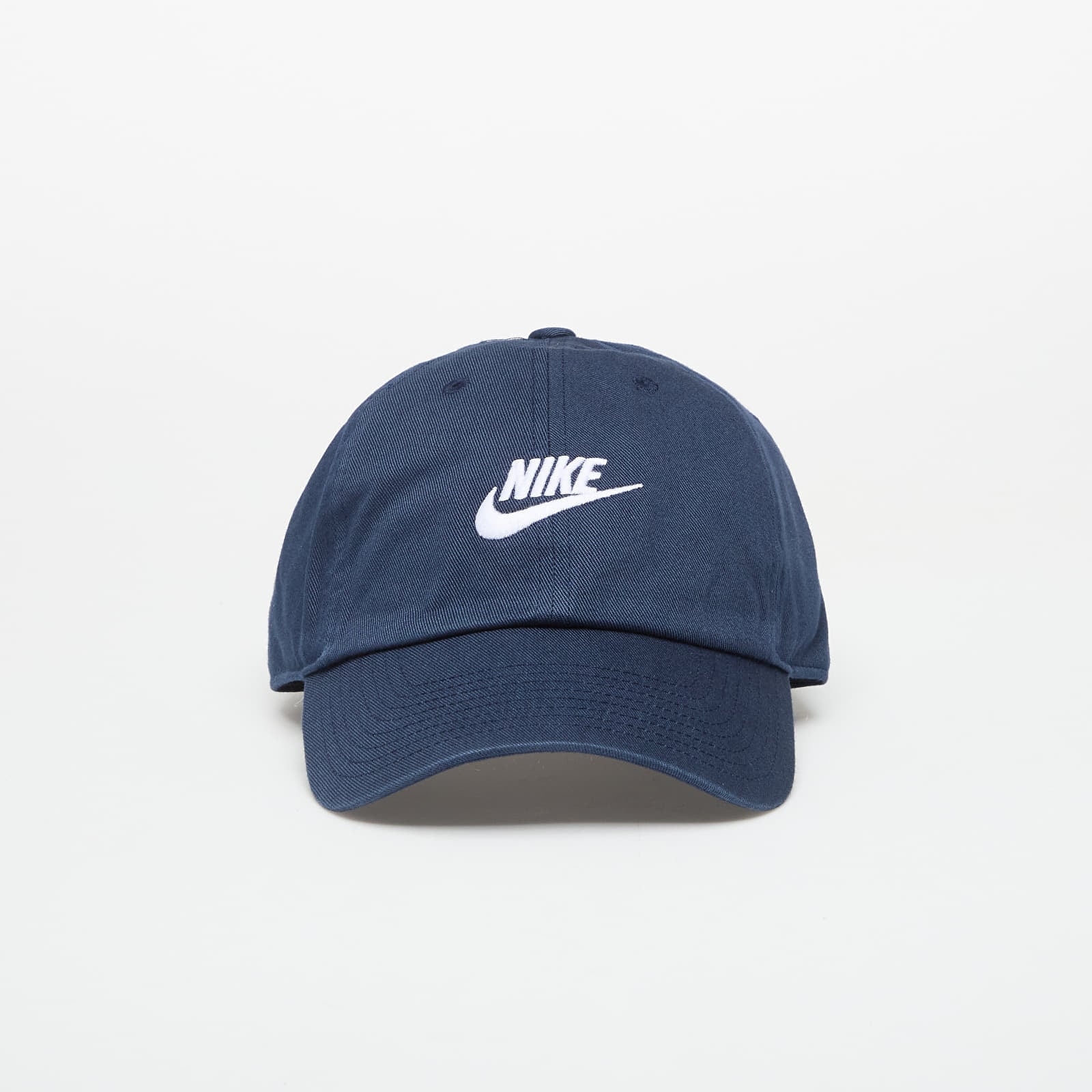 Шапка Nike Club Unstructured Futura Wash Cap Obsidian/ White Universal