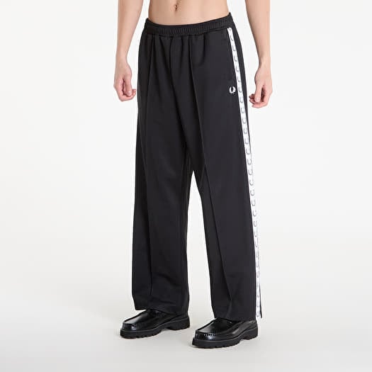 Träningsbyxor FRED PERRY Wide Leg Track Pant Black