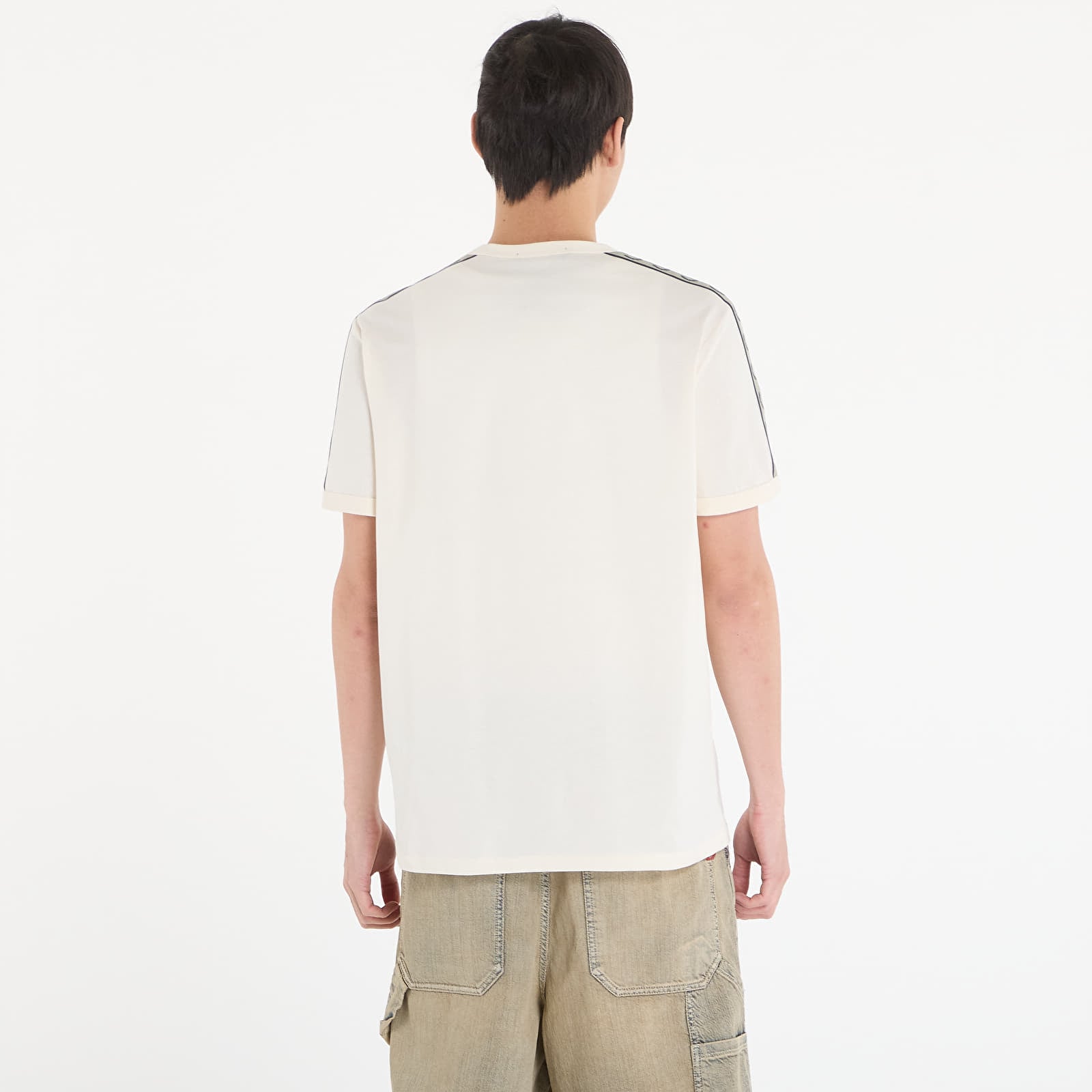 T-shirts för män FRED PERRY Contrast Tape Ringer T-Shirt Ecru/ Navy