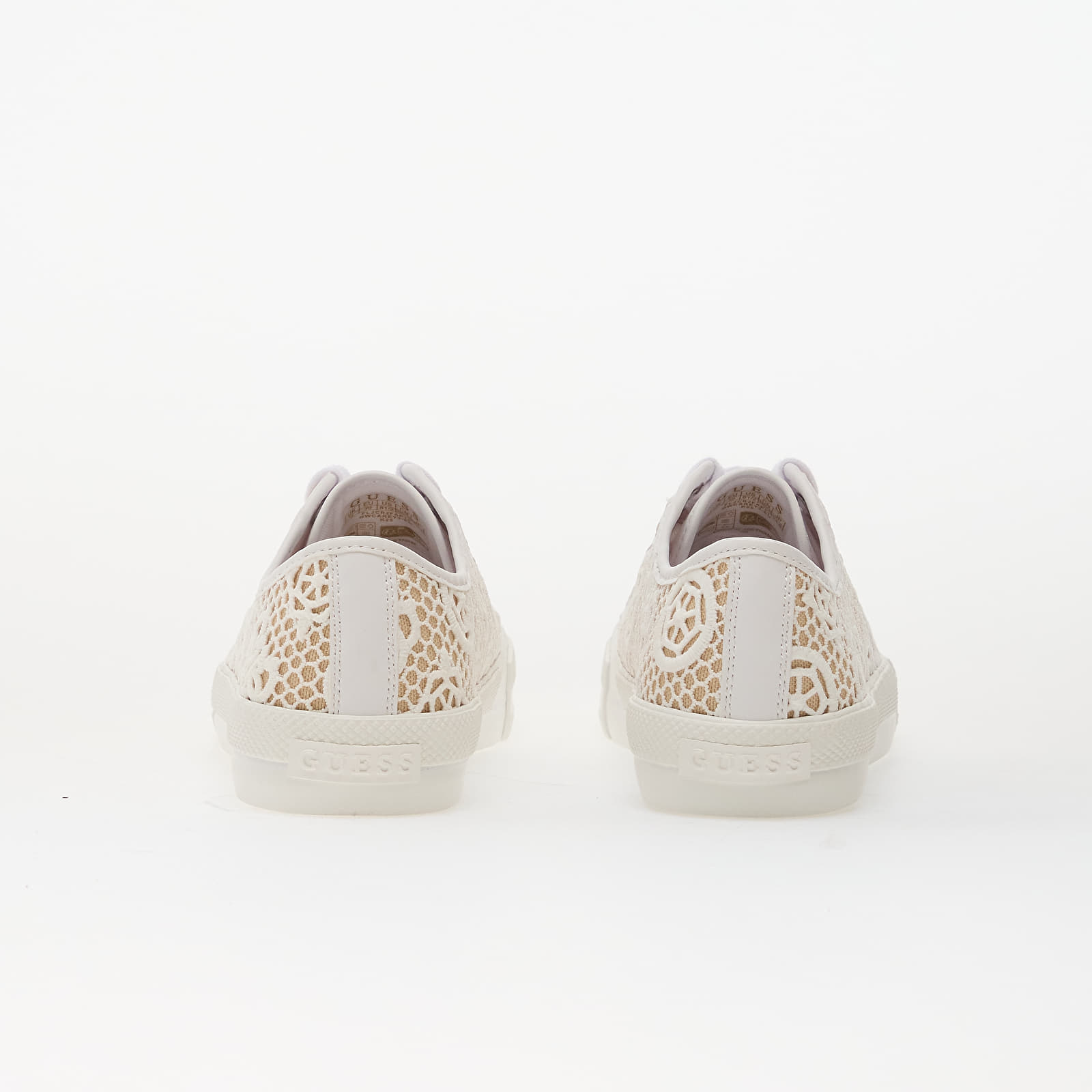 Naiste tossud ja kingad GUESS Carey2 White