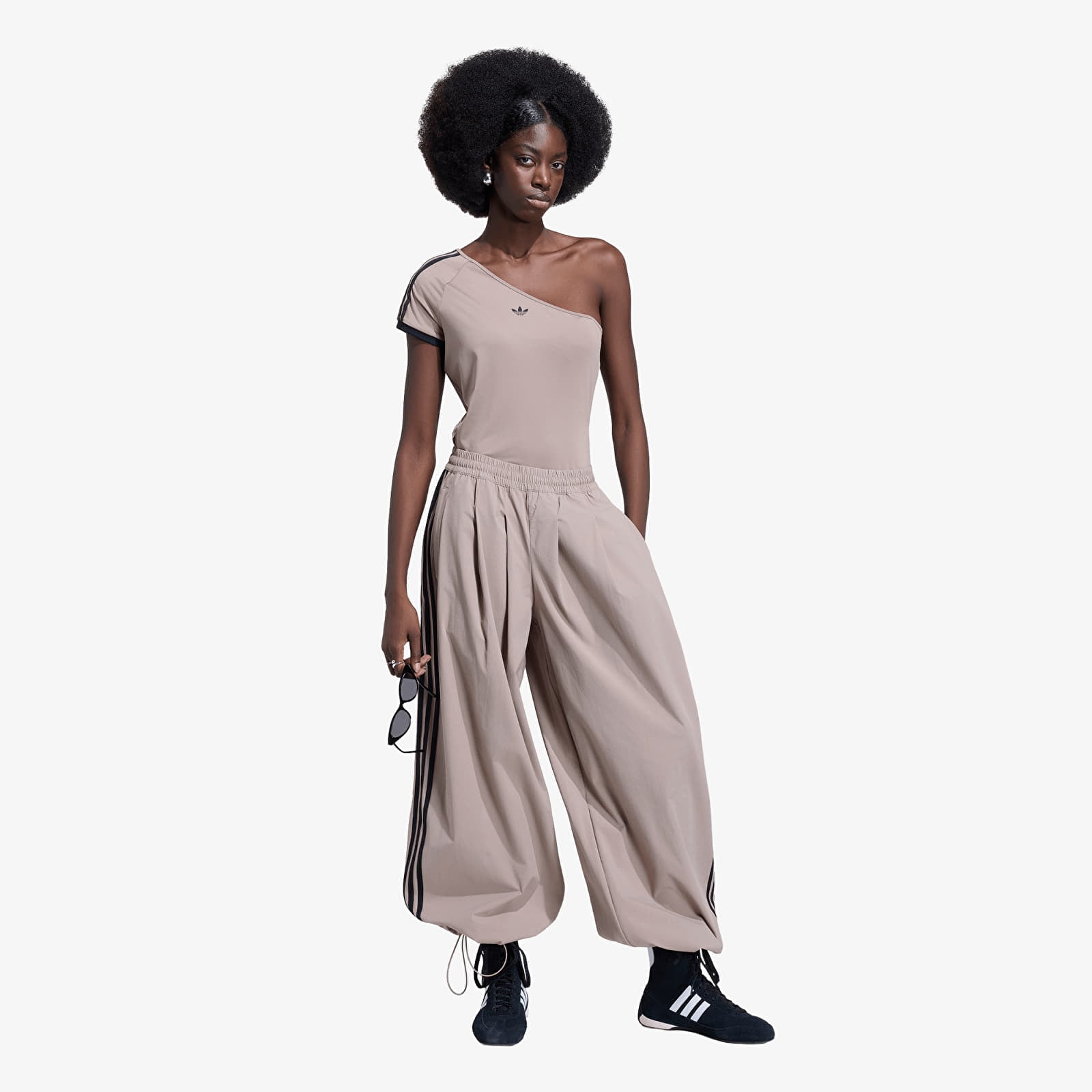 Pantaloni tuta donna adidas Adilenium 5.0 Og Adilenium Track Tracksuit Bottoms With Pleats Chalky Brown