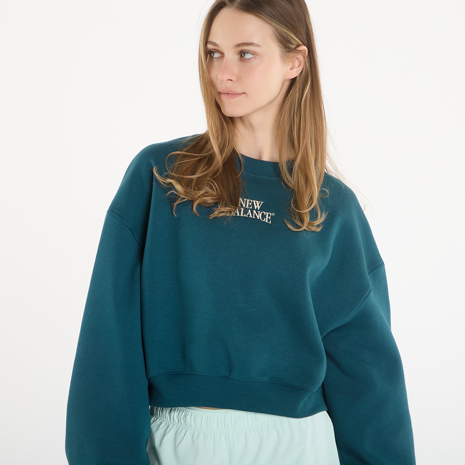 Dámské mikiny New Balance Linear Heritage Fleece Crew Medusa Green