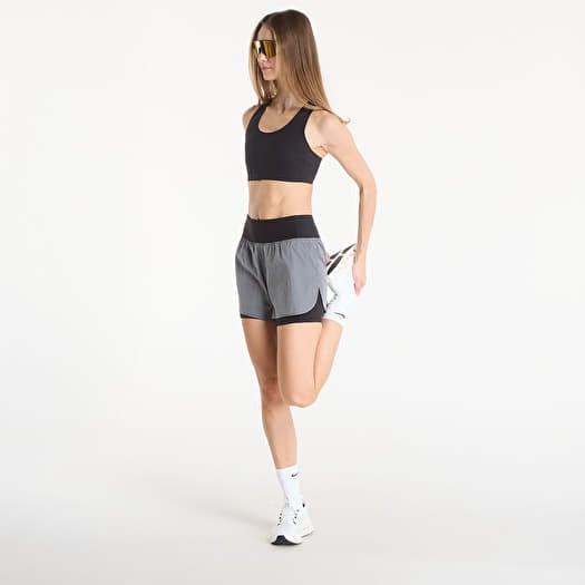 On Performance Volt Shorts Glacier | Queens