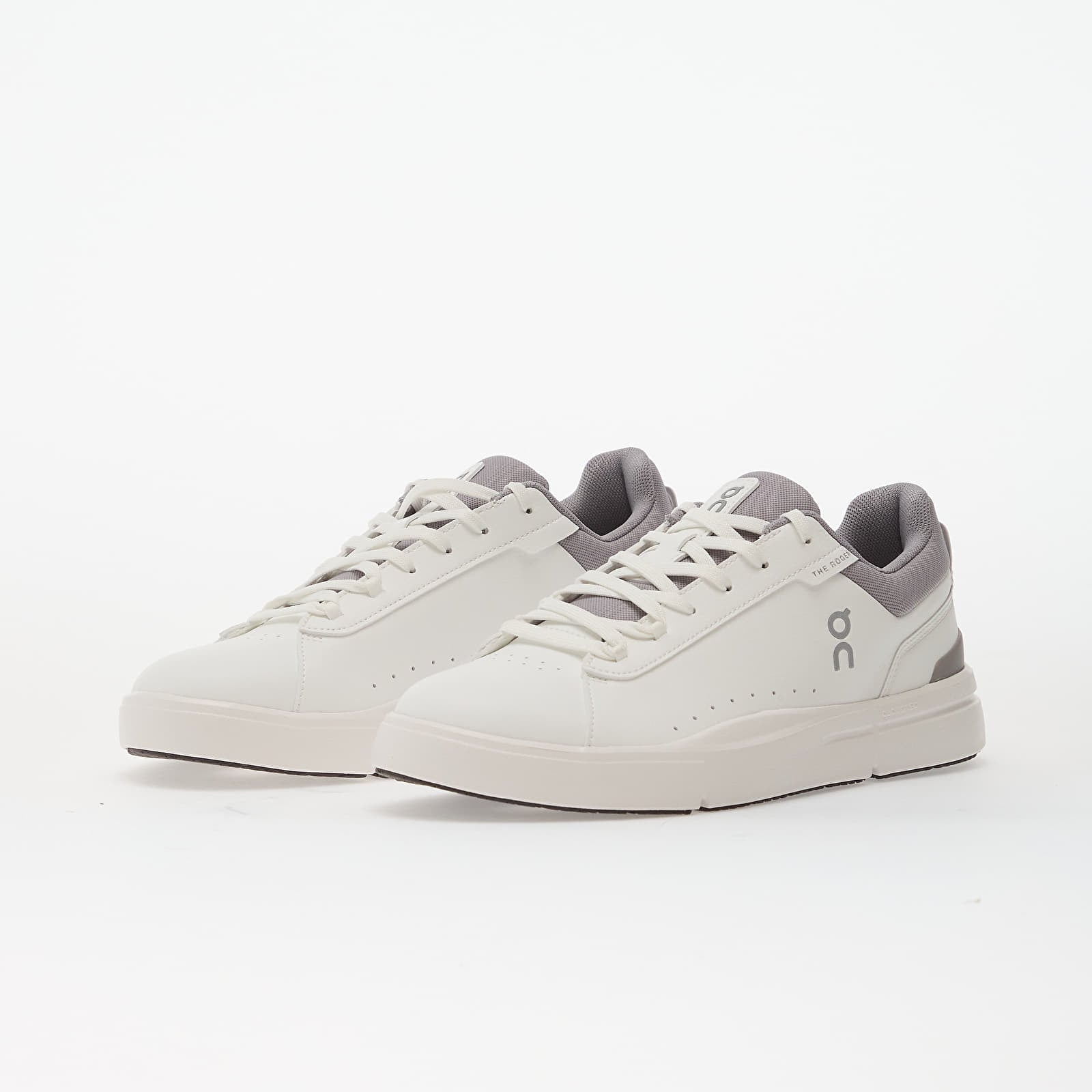 Încălțăminte și sneakerși pentru bărbați On M The Roger Advantage White/ Ore