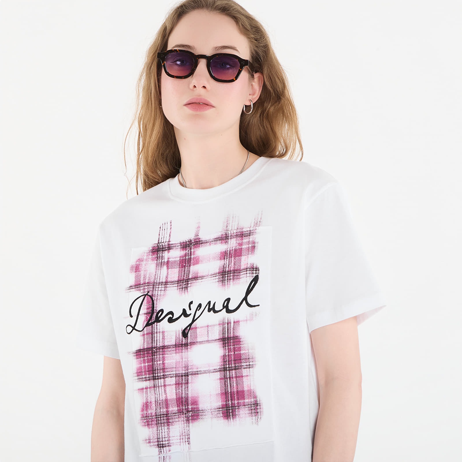 T-Shirts Frau Desigual Ts Cracovia T-Shirt White