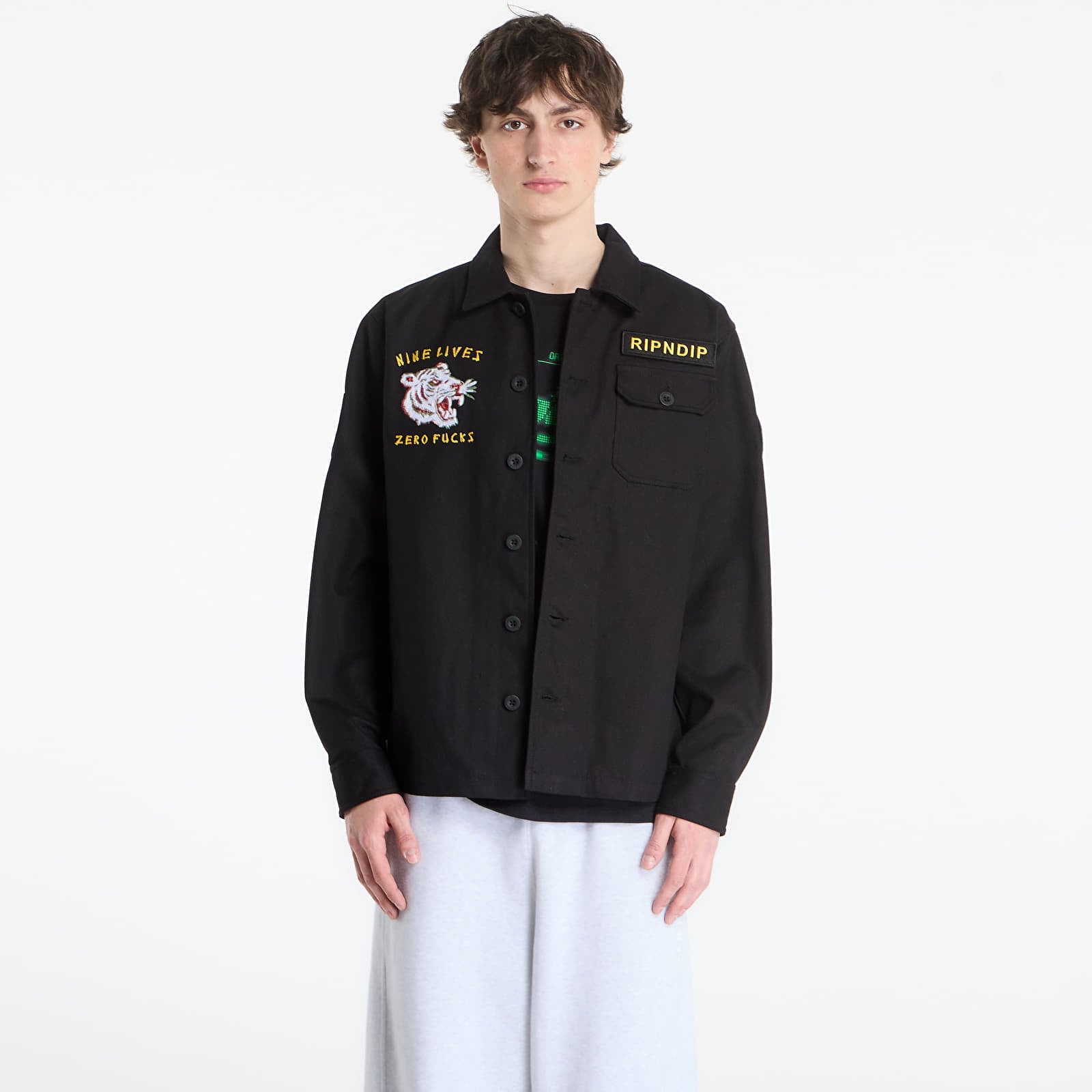 Férfi kabátok RIPNDIP Nine Militarty Shirt Jacket Black