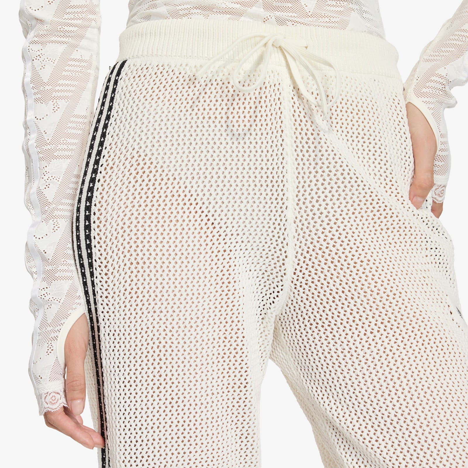 Hosen adidas Knitted Crochet Firebird Track Pants Off White