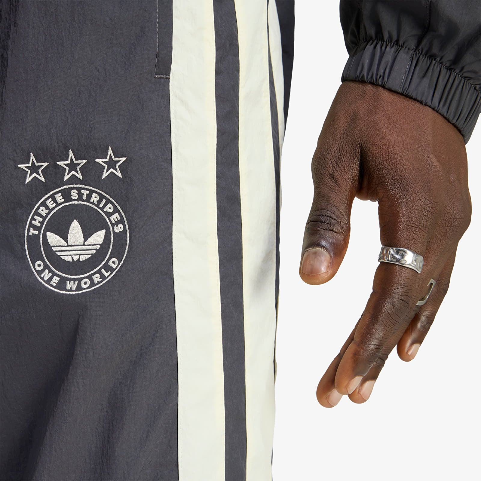 Muške hlače adidas Santiago Track Pant Utility Black