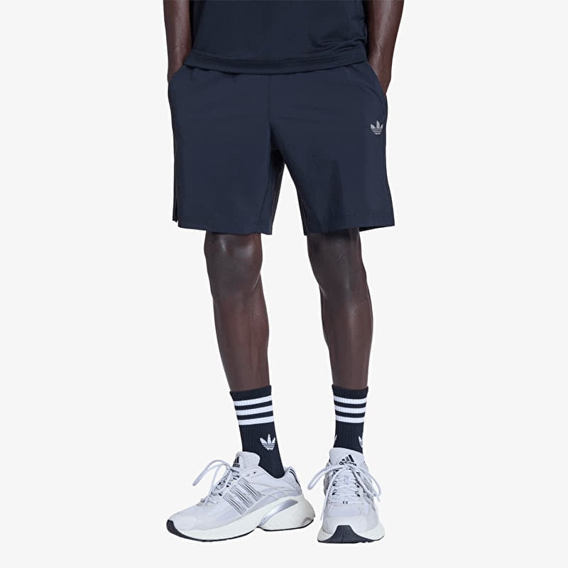 Shortsit adidas Tech Trefoil Essentials Polyester Shorts Black