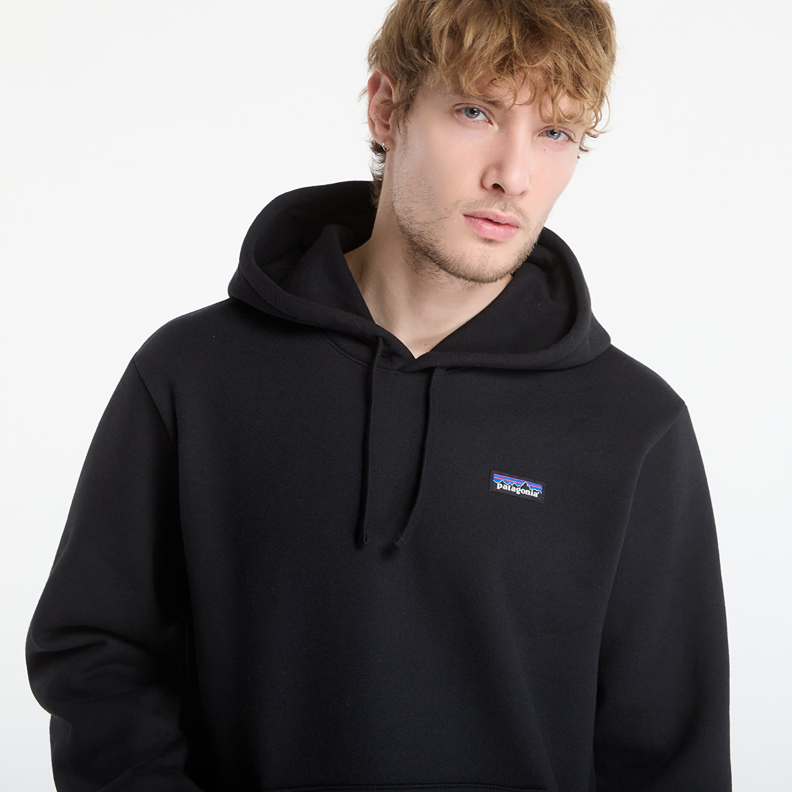 Sweatshirts Patagonia M's P-6 Label Uprisal Hoody Black