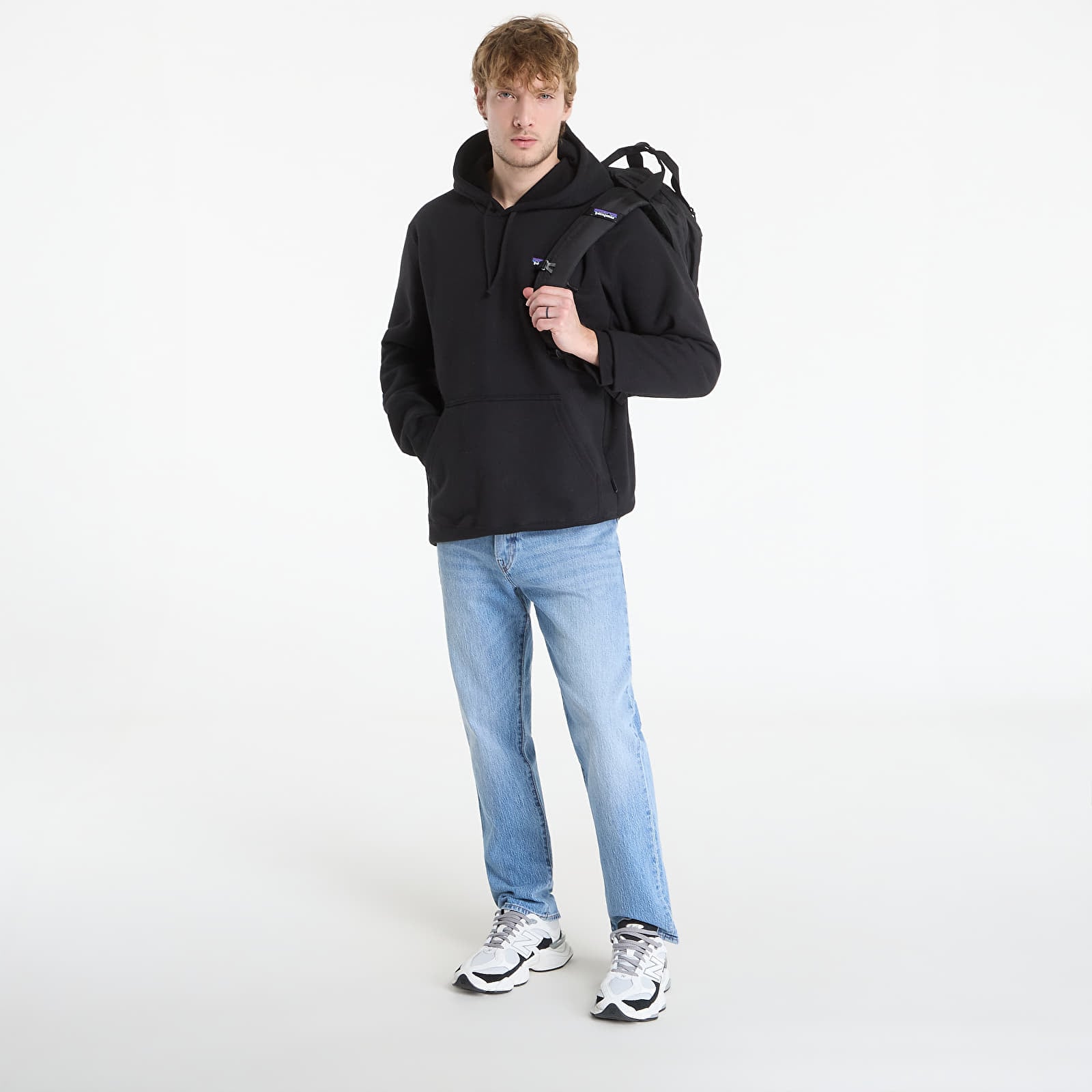 Sweatshirts Patagonia M's P-6 Label Uprisal Hoody Black