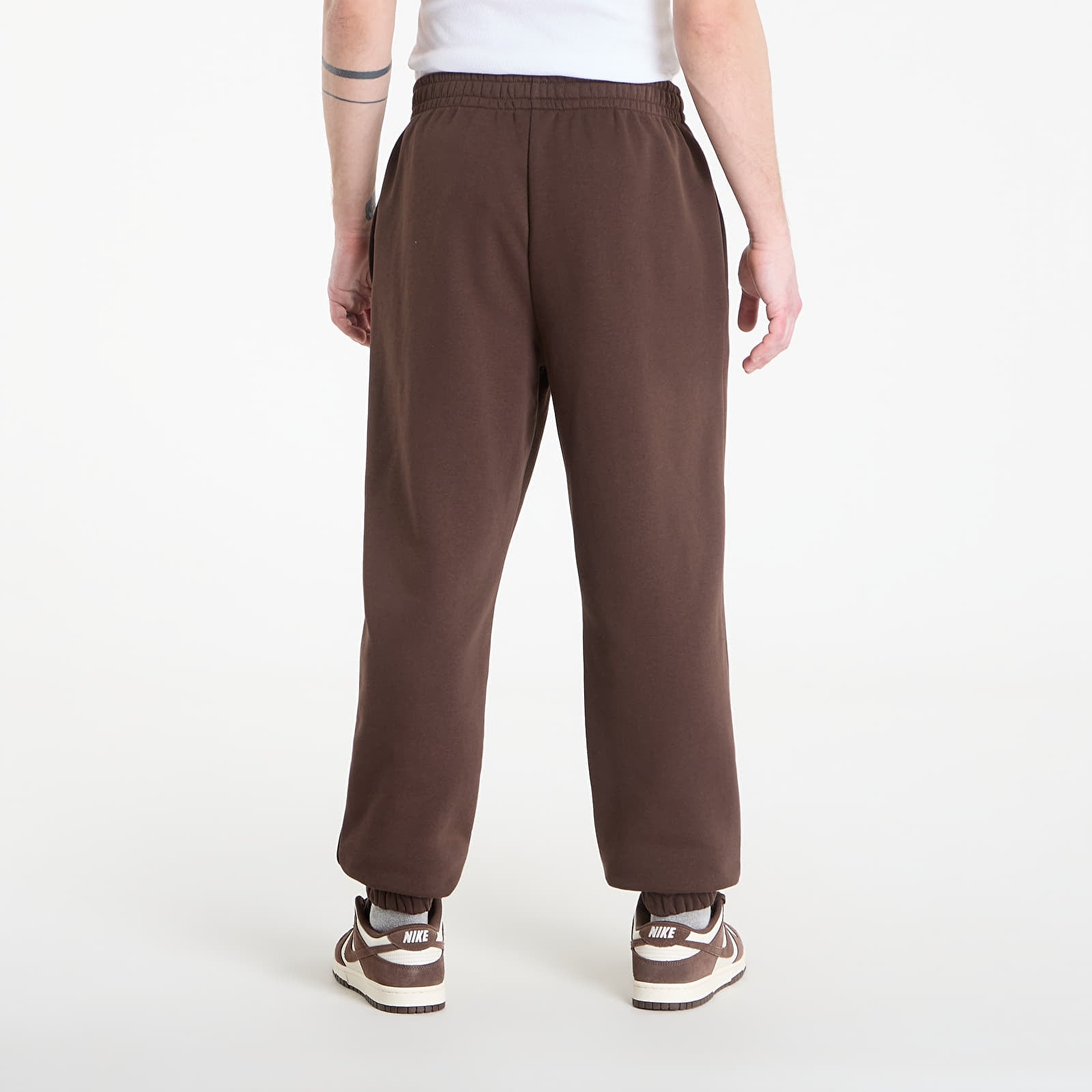 Tepláky Karl Kani Small Signature Essential Baggy Sweatpants Brown