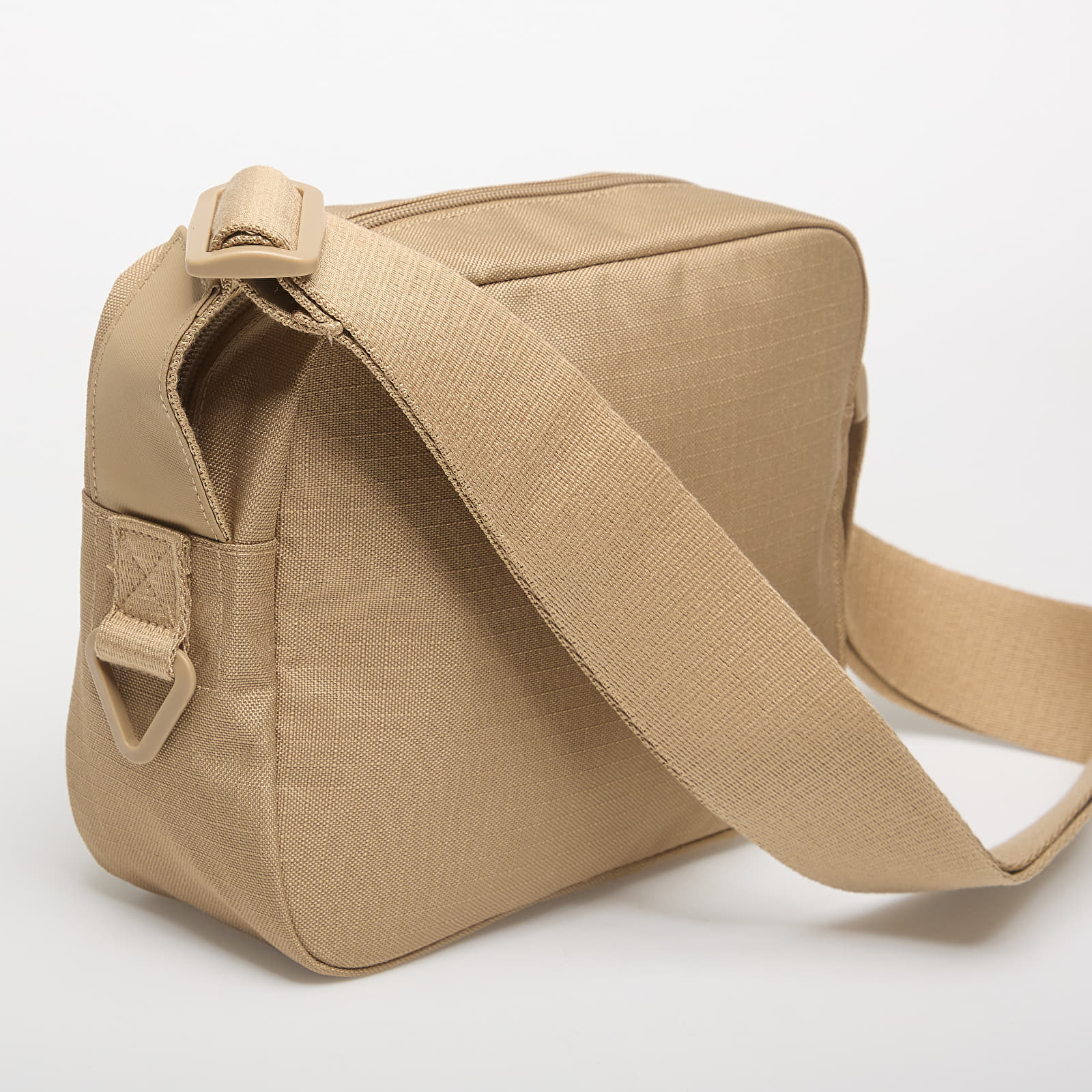 Umhängetaschen für Männer Jordan Blacktop Messenger Desert Camo