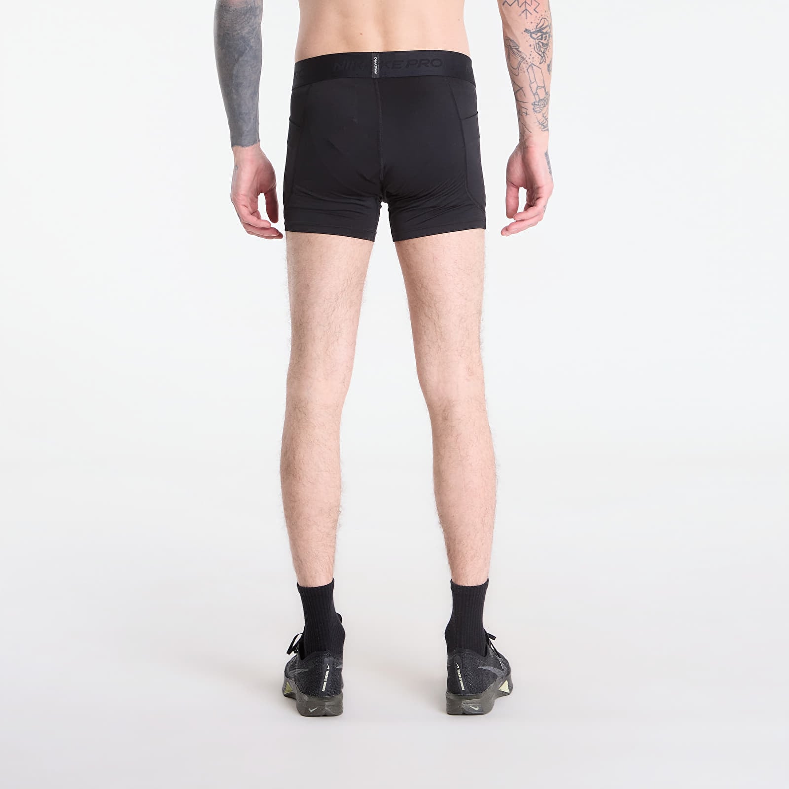 Férfi sortok Nike Pro Men's Dri-FIT Brief Shorts Black/ White