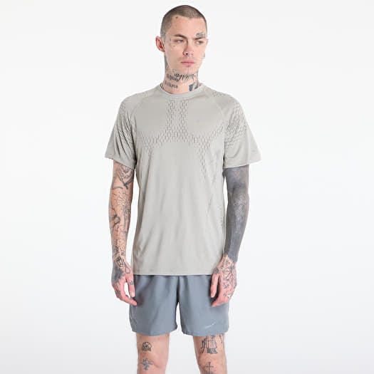 T-Shirt Nike Stride Plus Men's Dri-FIT ADV Short-Sleeve Running Top Spruce Fog/ Light Army/ Reflective Silv