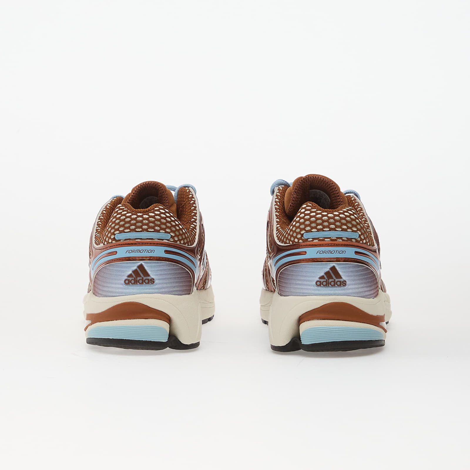 Sneakers und Schuhe für Frauen adidas Adistar Control 5 Dusky Bronze/ Off White/ Dusky Bronze