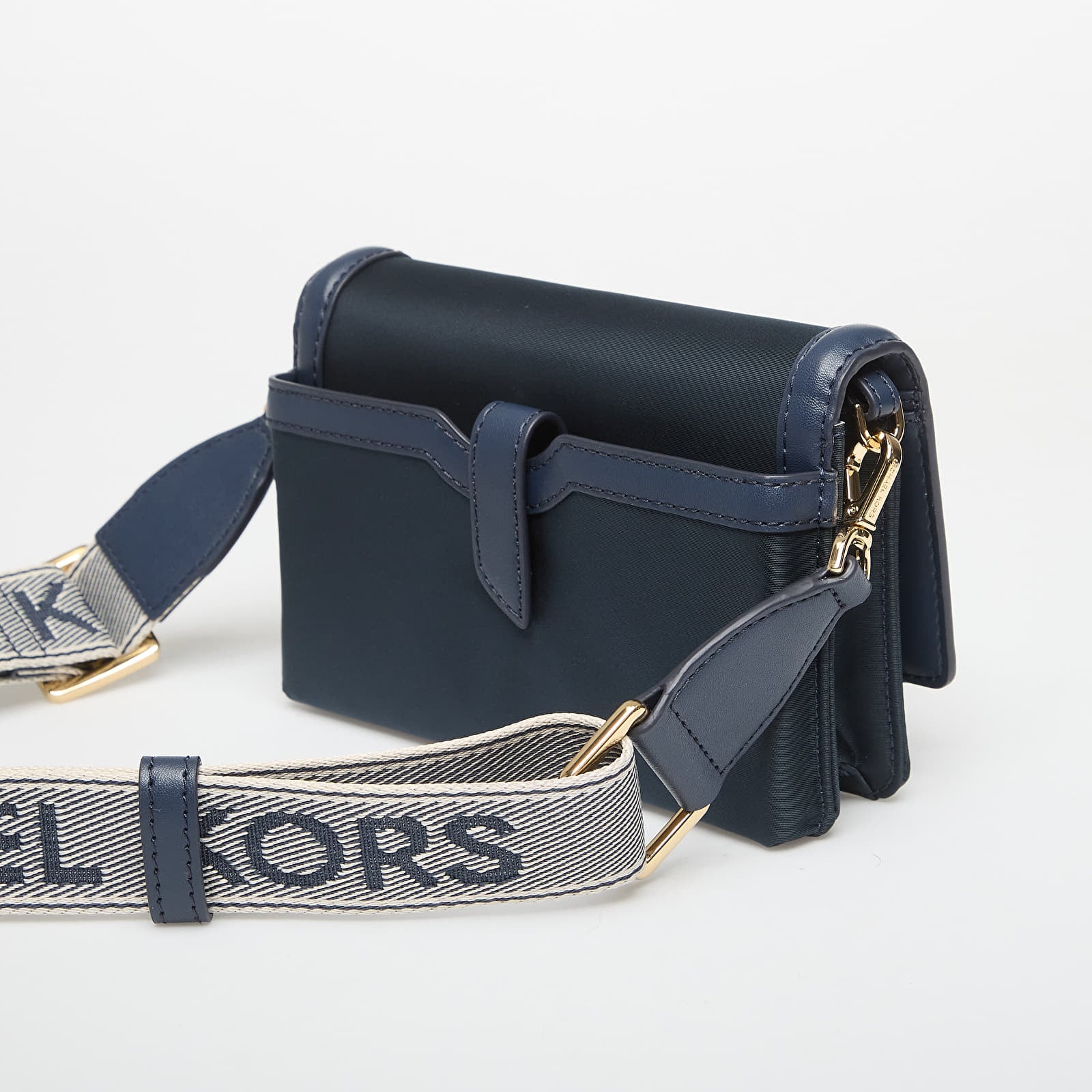 Genți de mână Michael Kors Jet Set Small Nylon Gabardine Smartphone Crossbody Bag Navy
