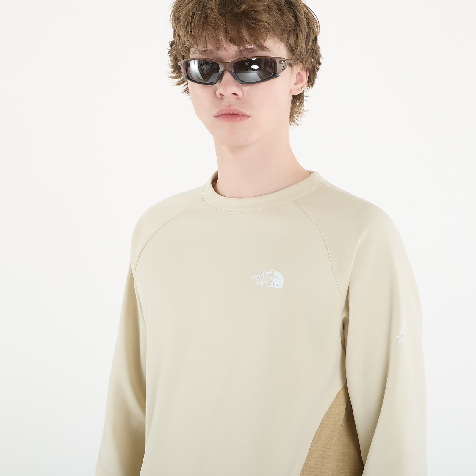 Men's sweatshirts The North Face M Mountain Athletics Fleece Crew Desert Stone/ Khaki Stone