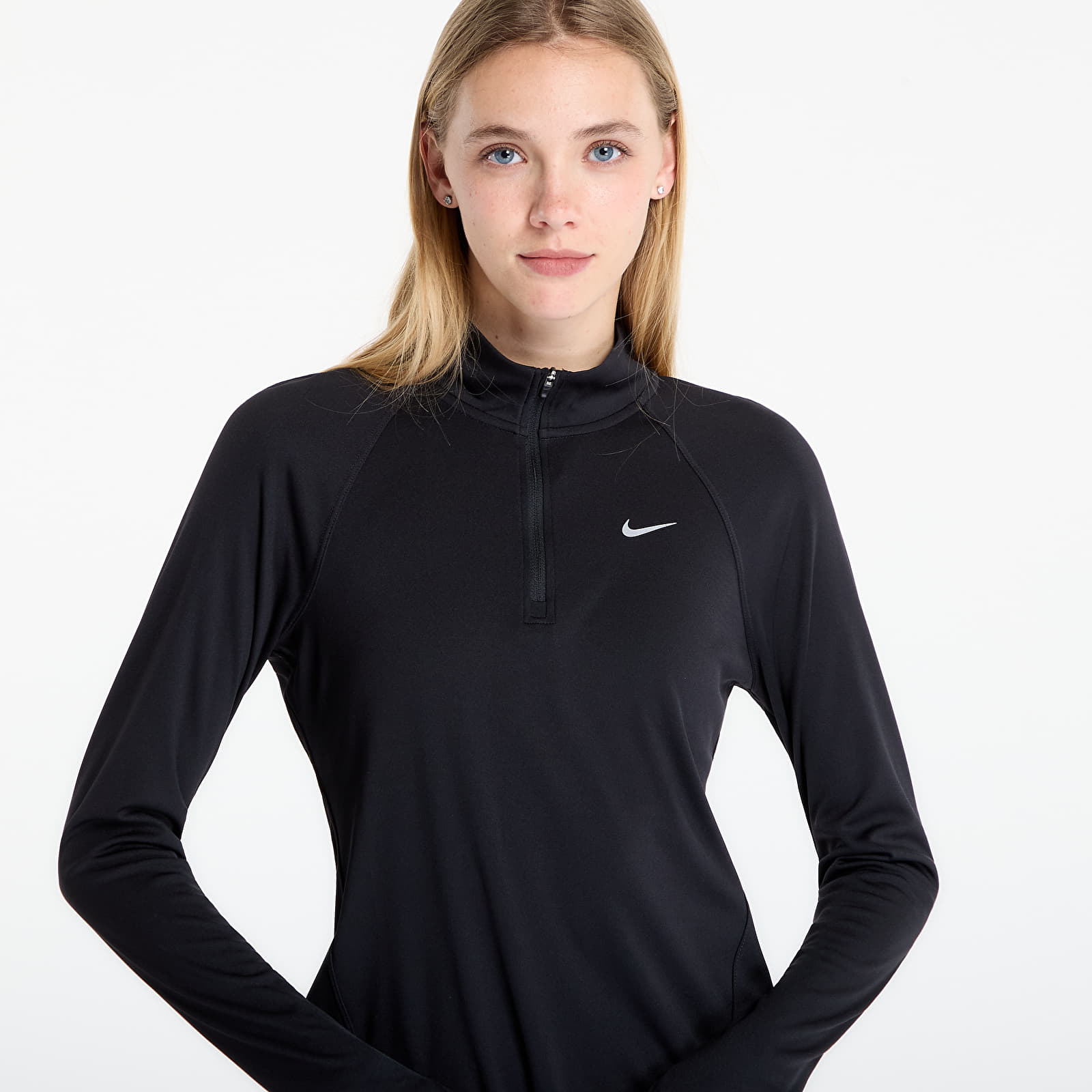 T-shirts för kvinnor Nike Tempo Women's Dri-FIT 1/4-Zip Running Top Black/ Reflective Silv