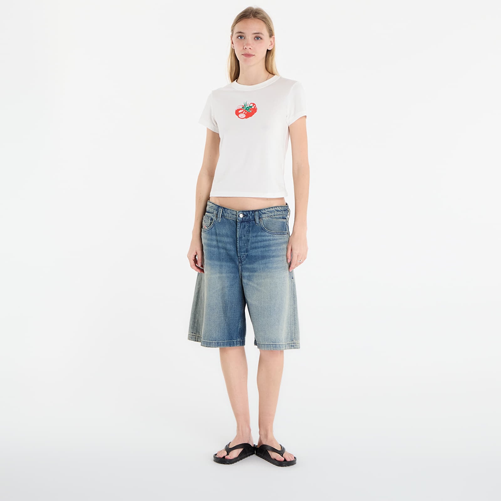 T-shirts för kvinnor Nike Sportswear Chill Knit Women's Slim Cropped T-Shirt Sail