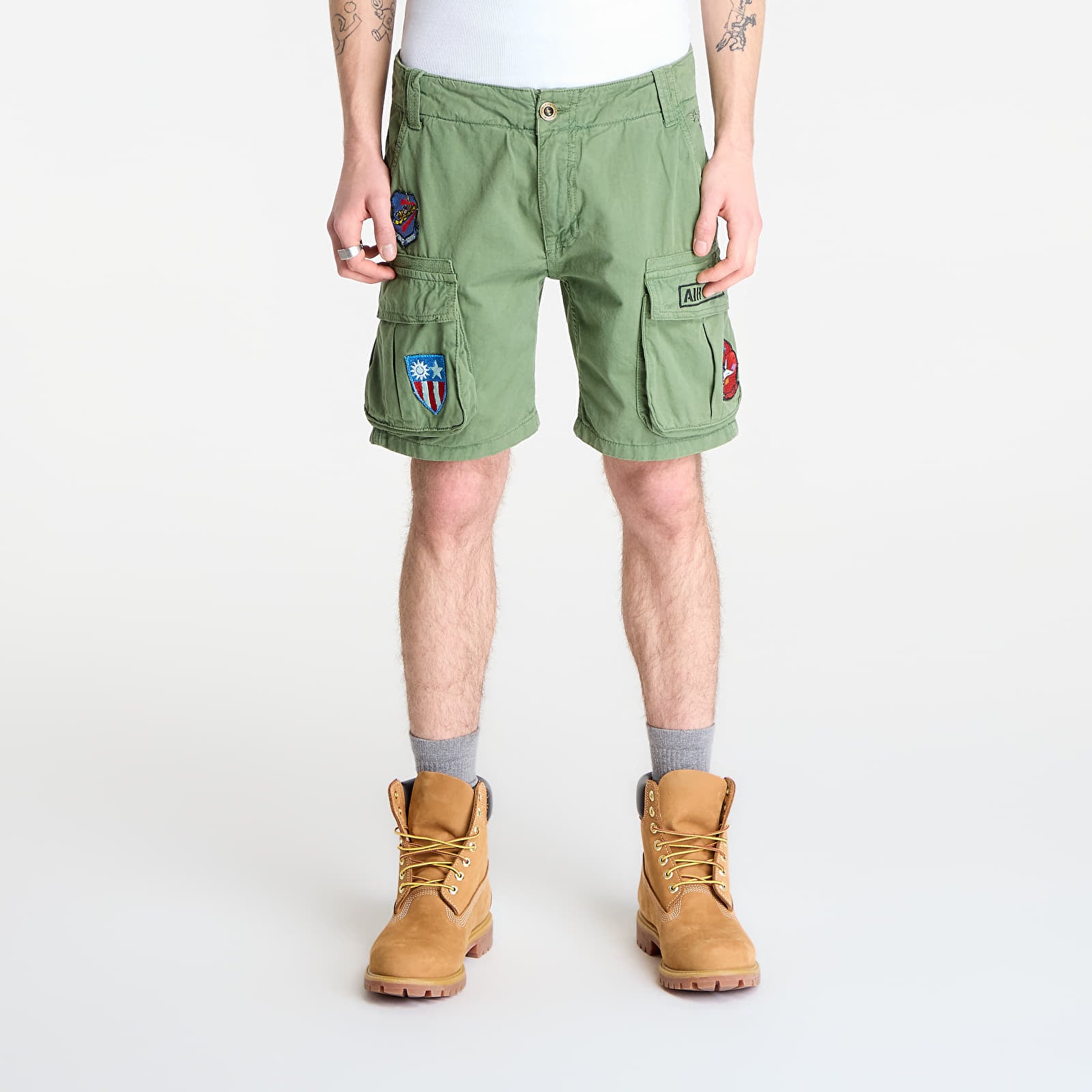 Shorts für Männer Alpha Industries Flying Tigers Shorts Vintage Green