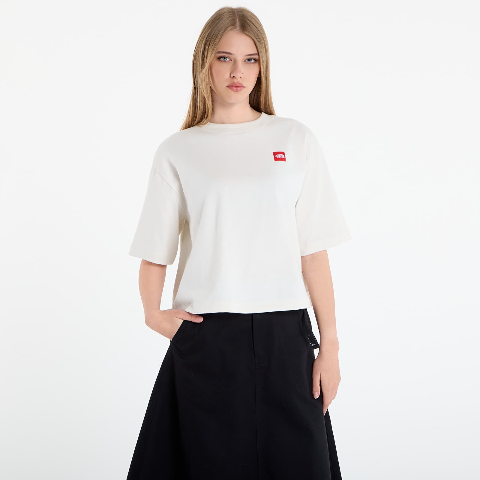 T-särgid The North Face Redbox S/S Boxy Tee White Dune