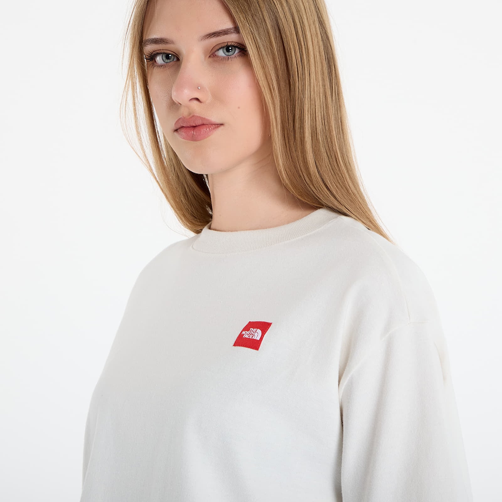 T-särgid The North Face Redbox S/S Boxy Tee White Dune